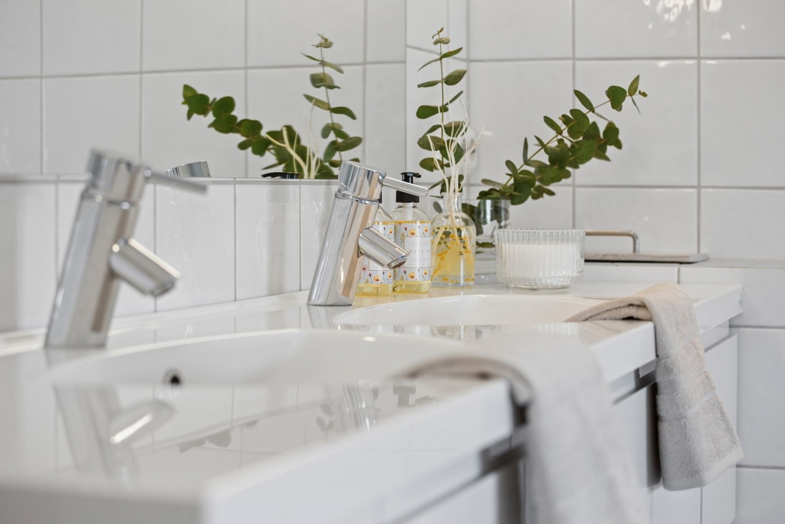 Dobbel servant Galleribilde