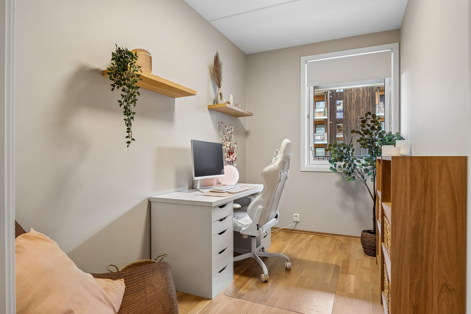 Rommet egner seg godt som gjesterom, barnerom eller hjemmekontor etter behov. Galleribilde