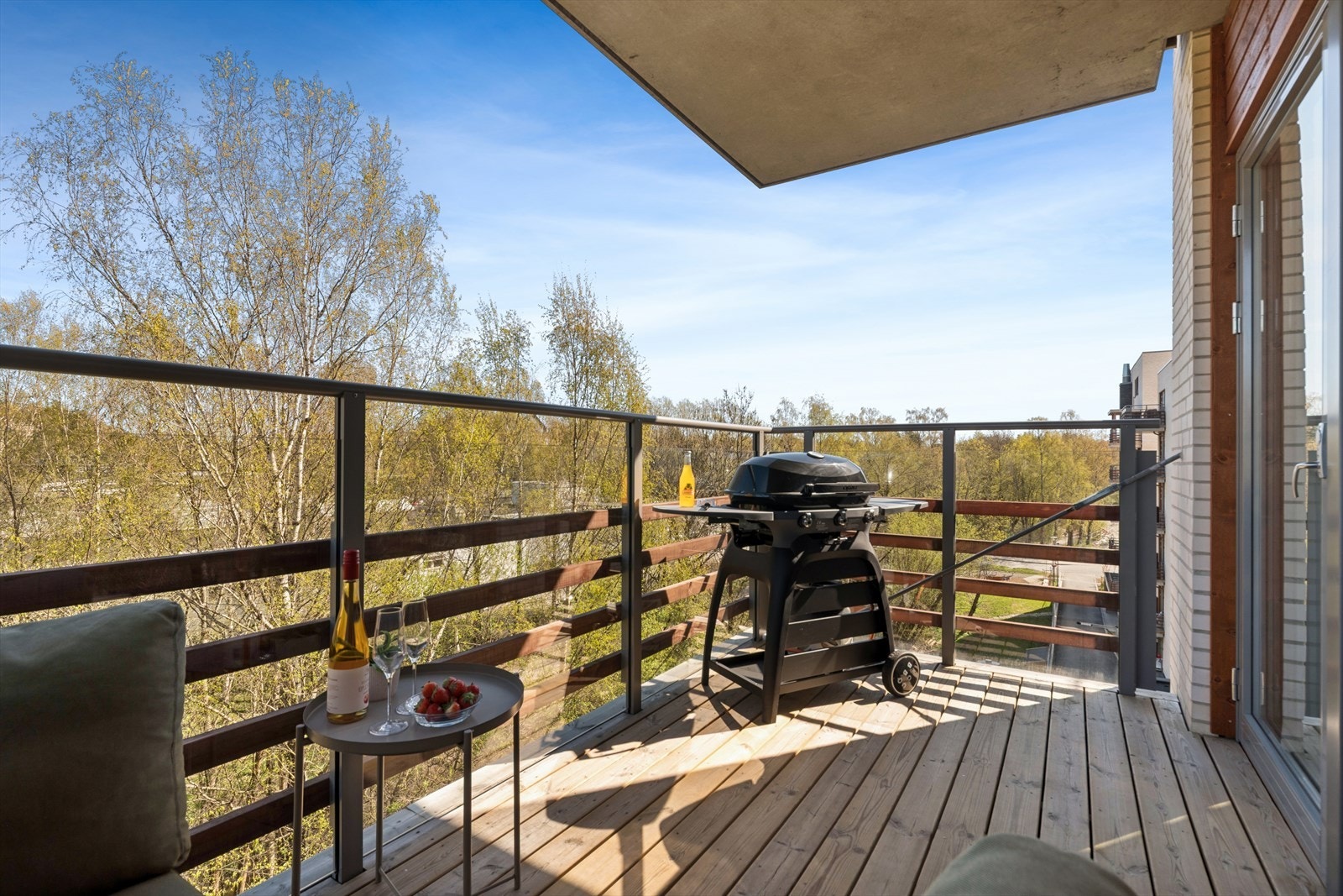 Plass til både grill og utemøbler! Galleribilde