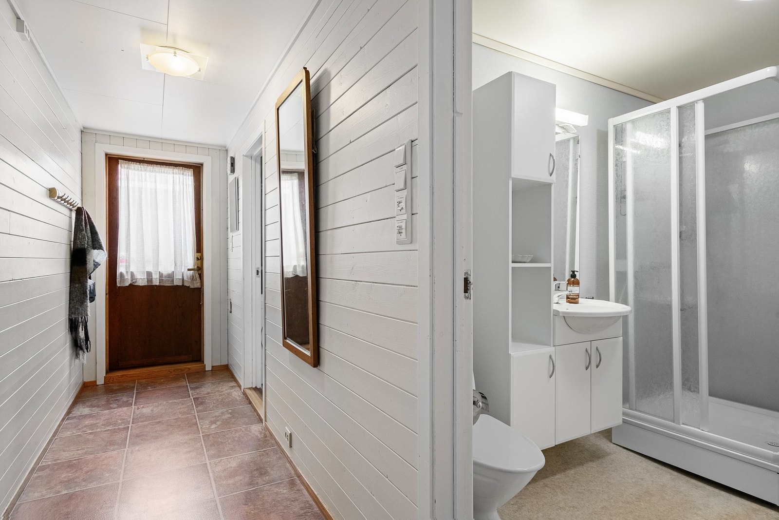 Gang benyttes av både hoveddel og hybel. Galleribilde