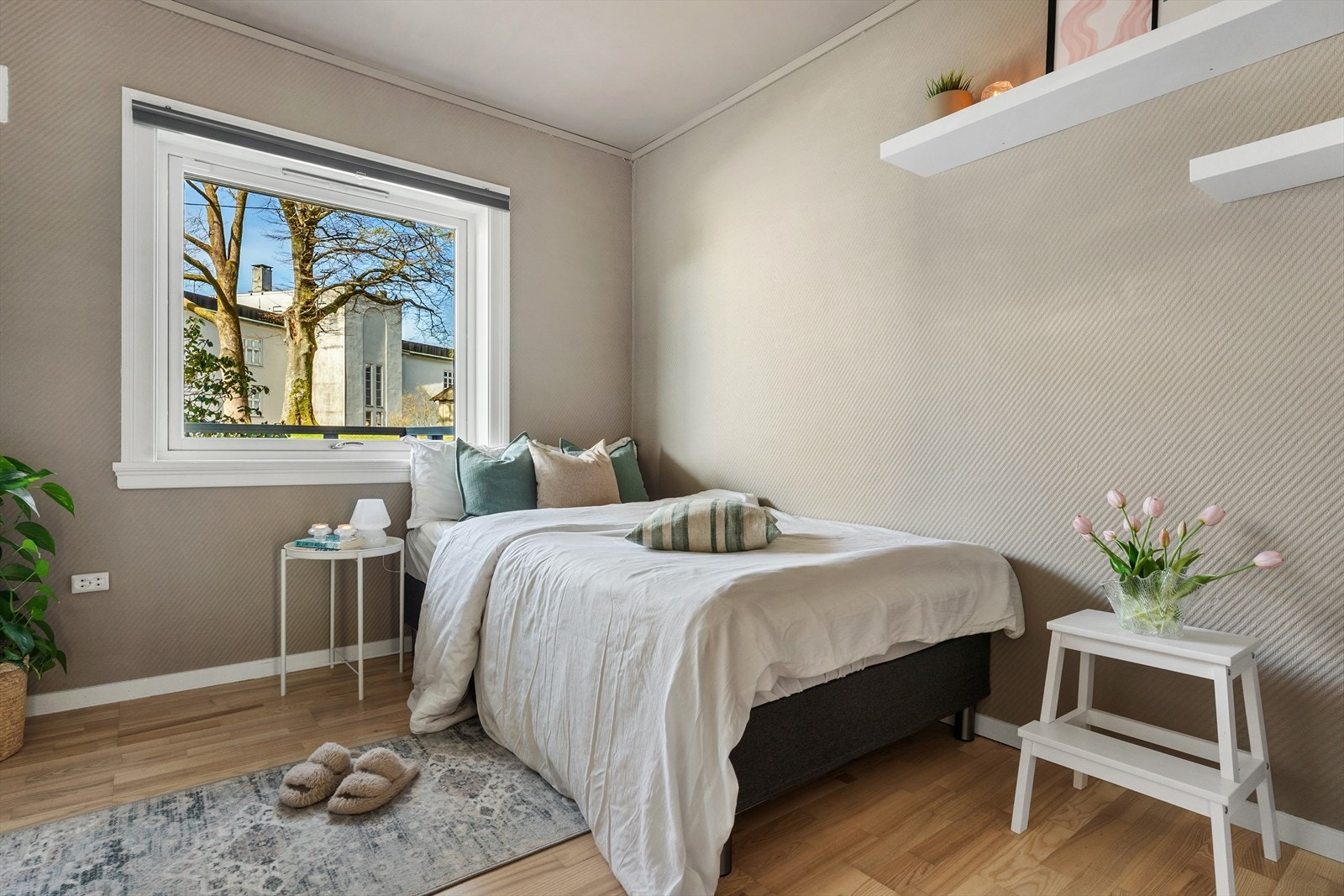 - Soverom 2 måler 11,3 m² - Galleribilde