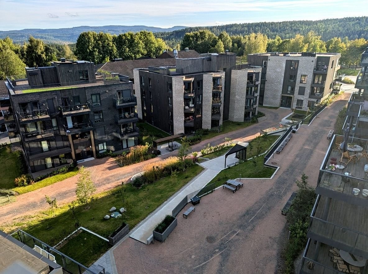 Hyggelige fellesarealer, både utendørs og innedørs Galleribilde