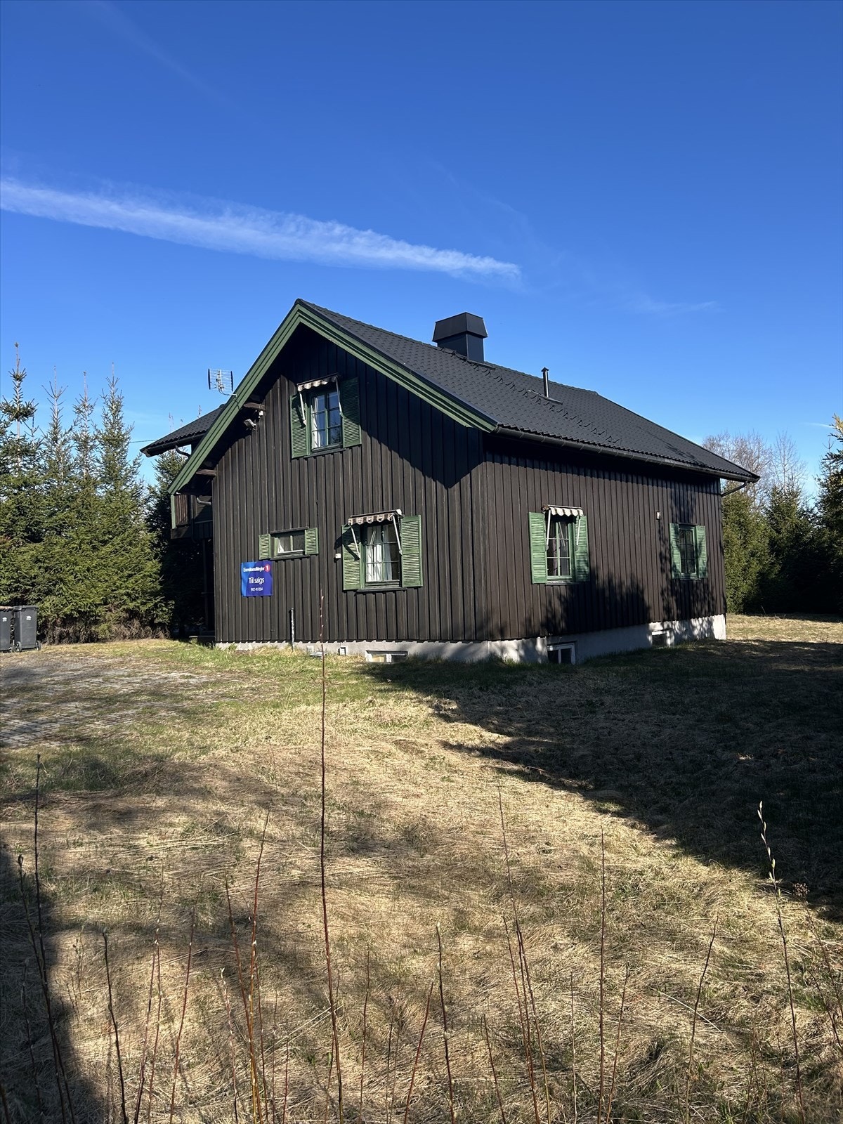 EiendomsMegler 1 Brumunddal Brumunddal - Sjarmerende enebolig m/ 2 stuer og 2 sov