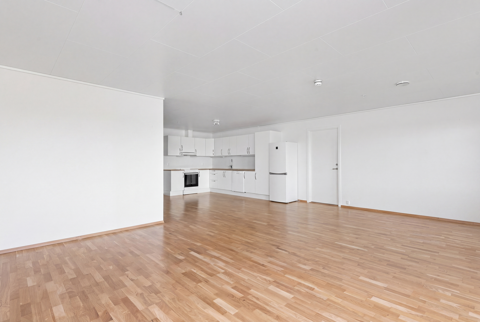 Åpen stue/kjøkken løsning. Galleribilde