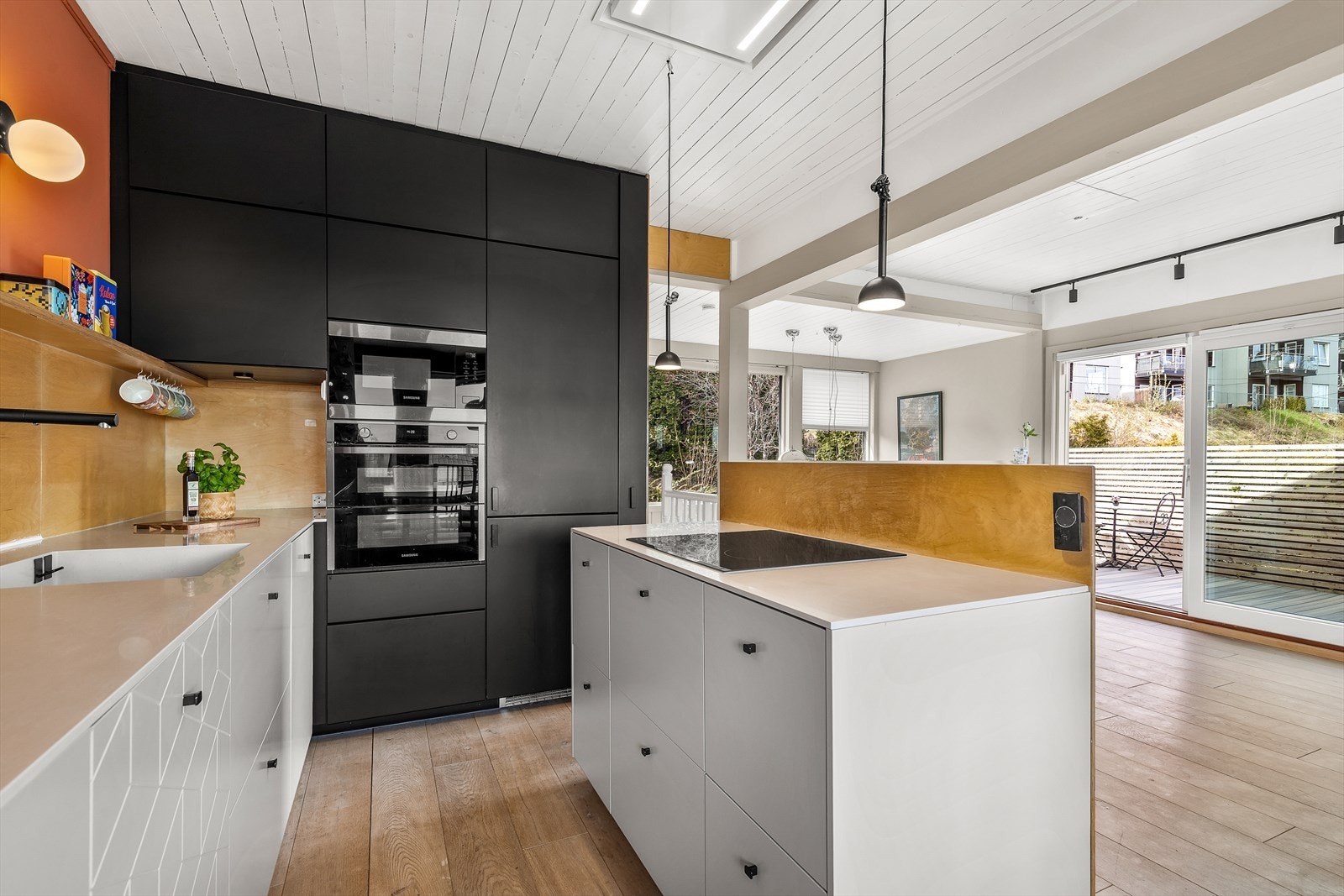 Corian benkeplate. Galleribilde