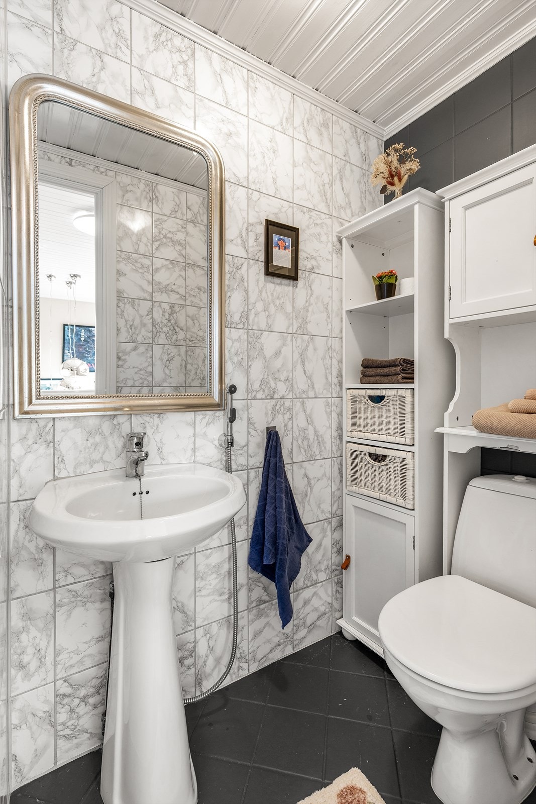 Toalettrom i 1. etasje. Galleribilde
