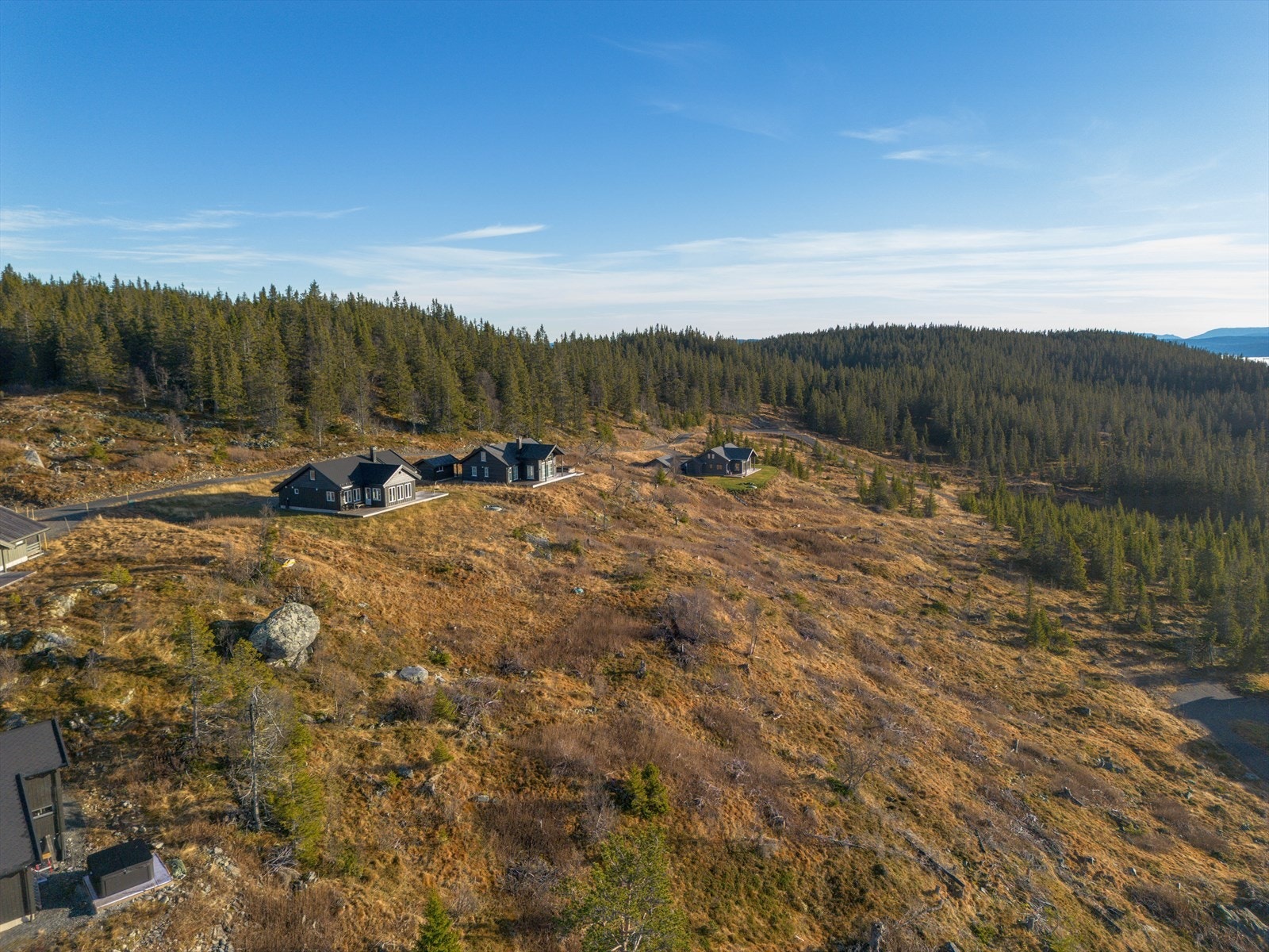 Her får du stille og fredelige omgivelser i fin og variert natur, alt i behagelig kjøreavstand fra Østlandsområdet. Galleribilde