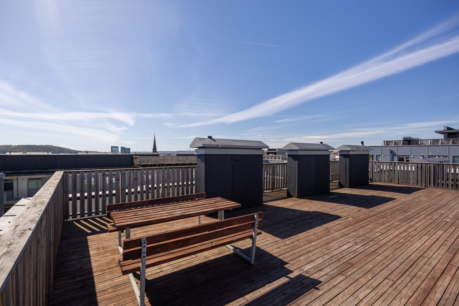 Det er felles takterrasse i sameiet med fantastiske solforhold. Galleribilde