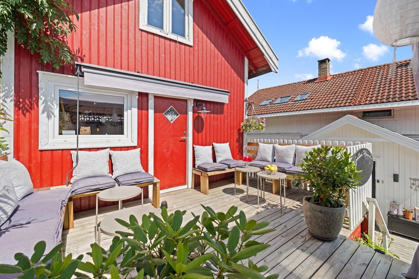 Annekset er registrert som næringsareal med kafé og galleri Galleribilde