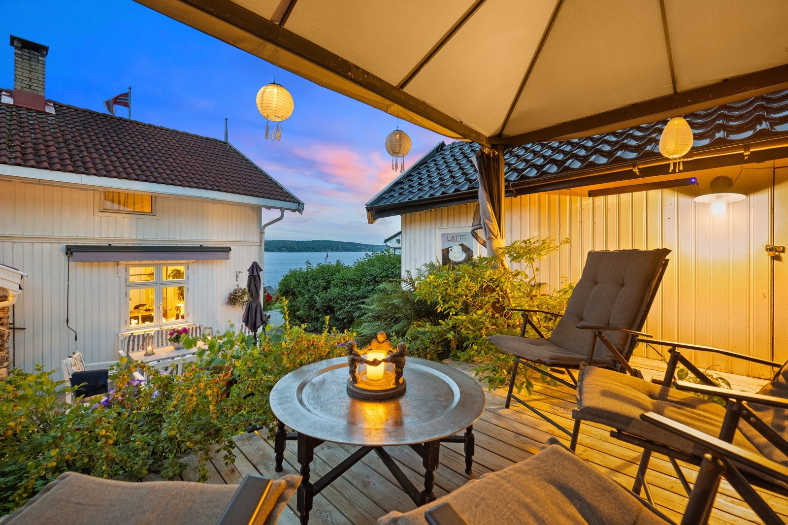 Stemningsbilde kveld Galleribilde