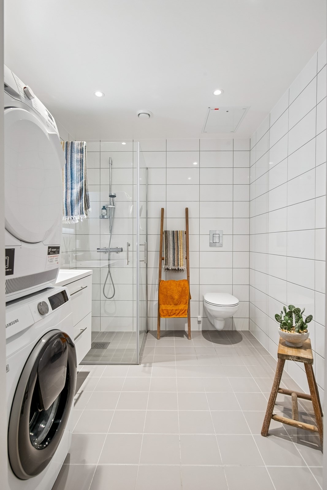 Rommet har balansert ventilasjon, som bidrar til et godt inneklima også på badet. Galleribilde