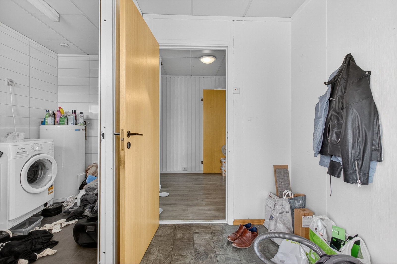 Vindfang og vaskerom Galleribilde