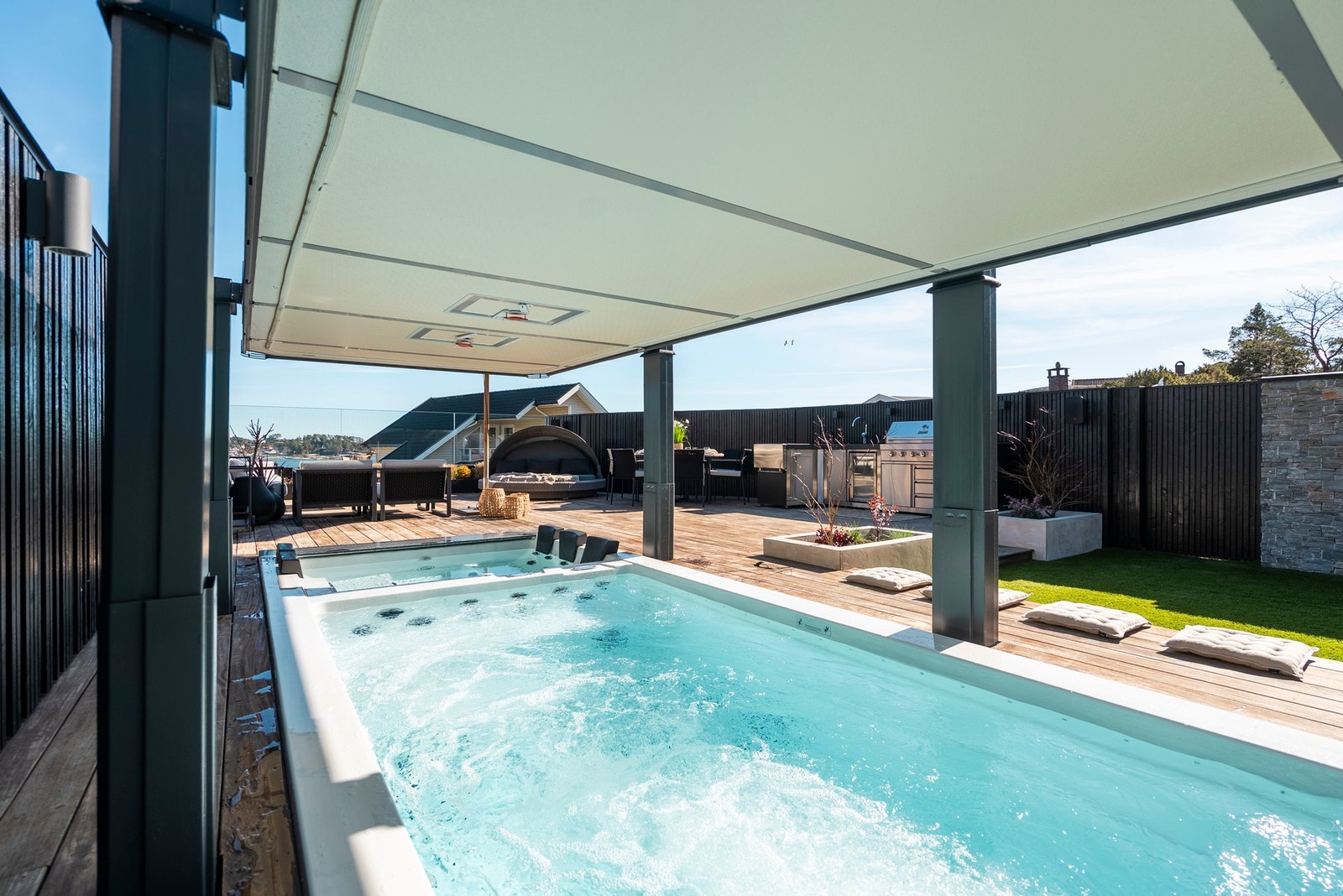 Cube Swimspa motstrømsbasseng og jacuzzi Galleribilde