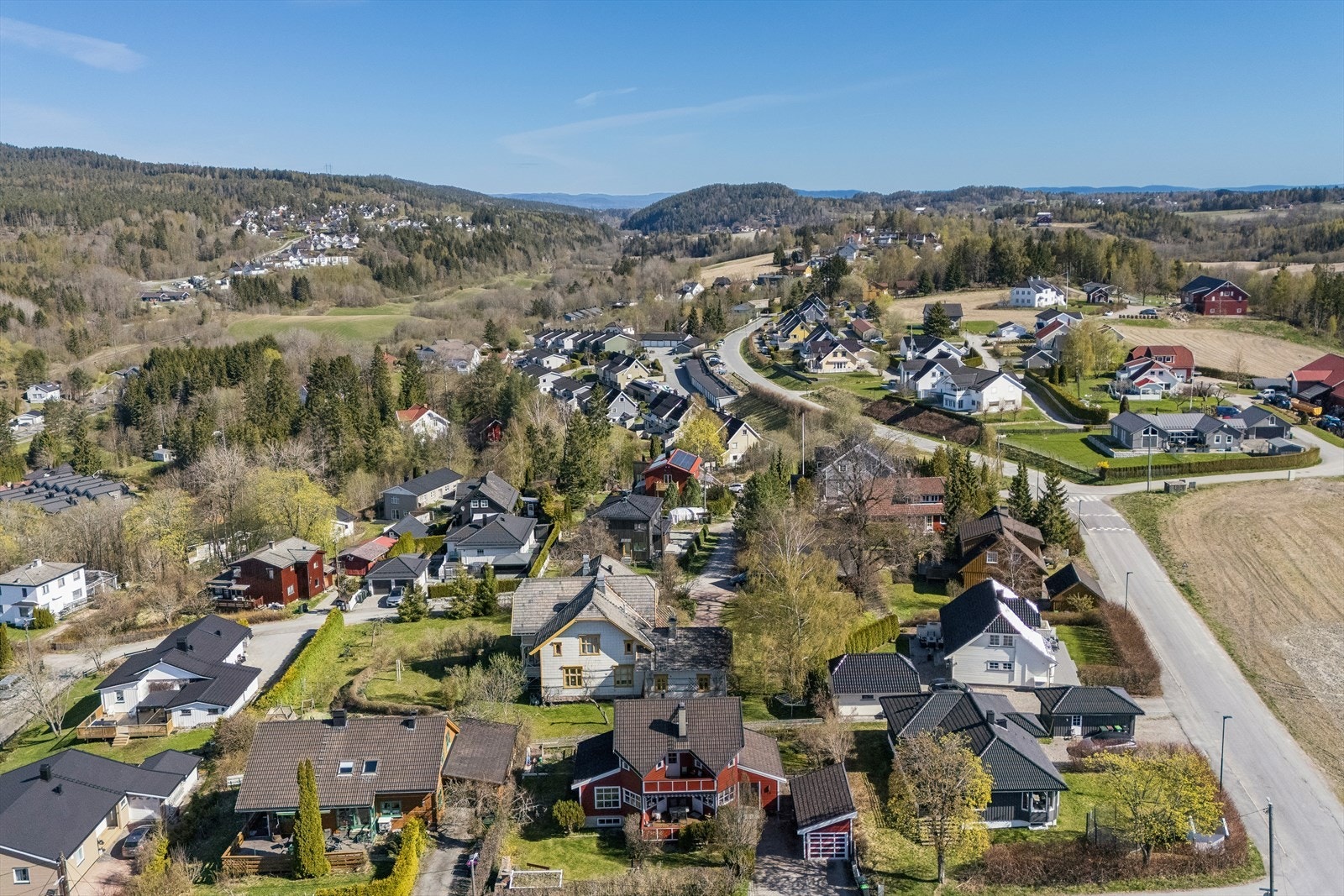 Oversiktsbilde som viser bebyggelsen i Søndre Heggum Terrasse. Galleribilde