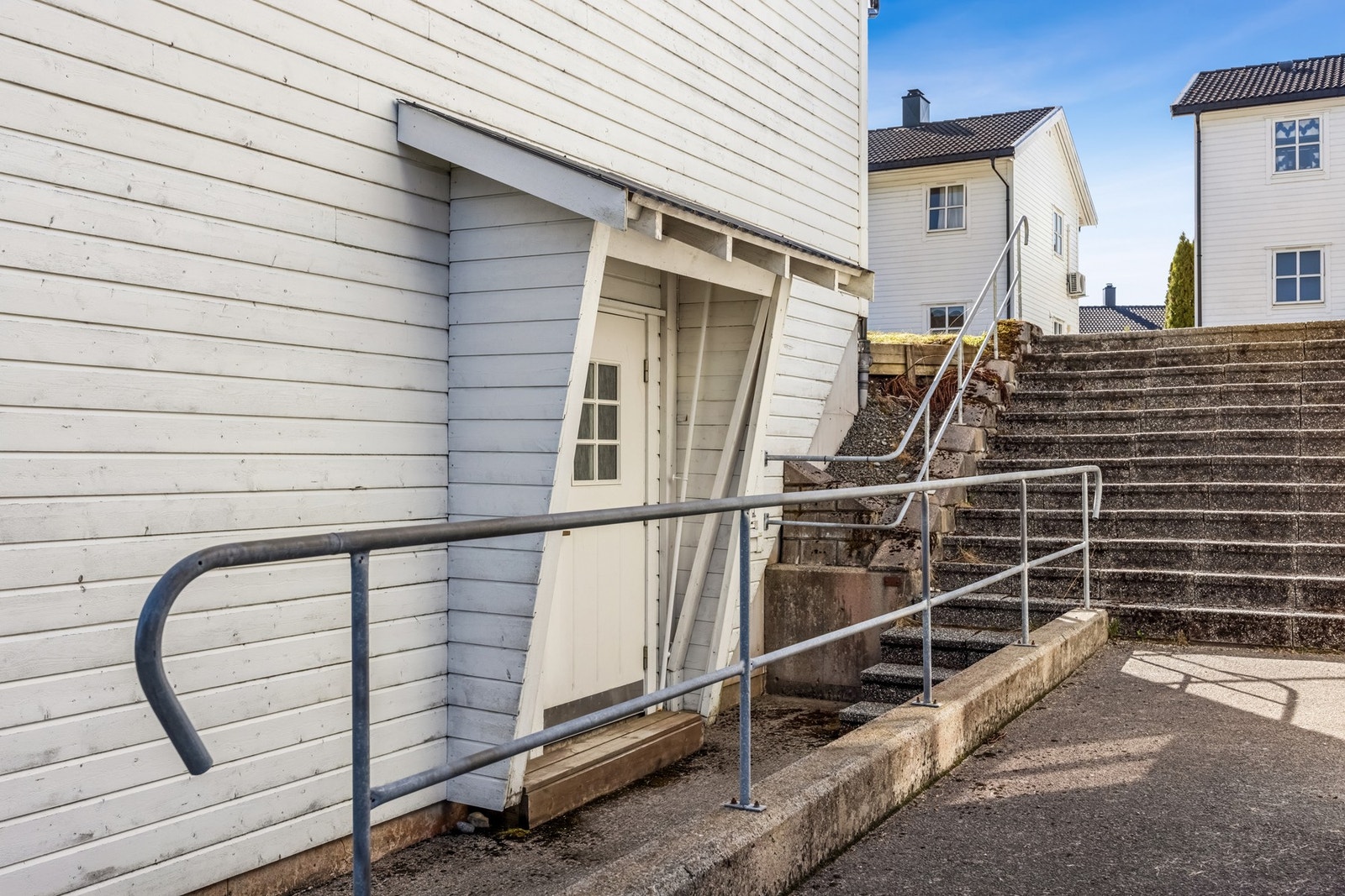Inngangspart til boligen. Galleribilde