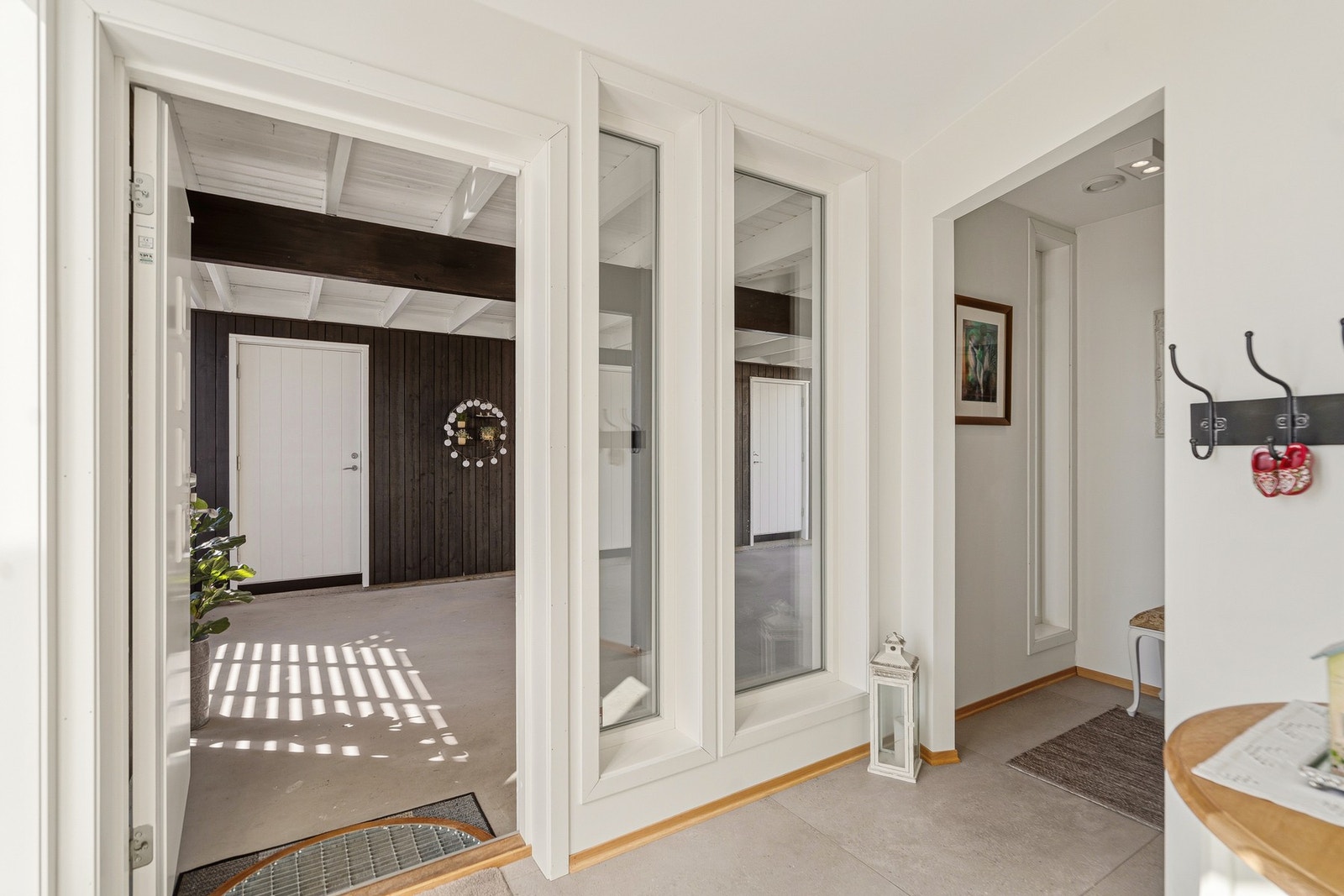 Utgang til carport Galleribilde