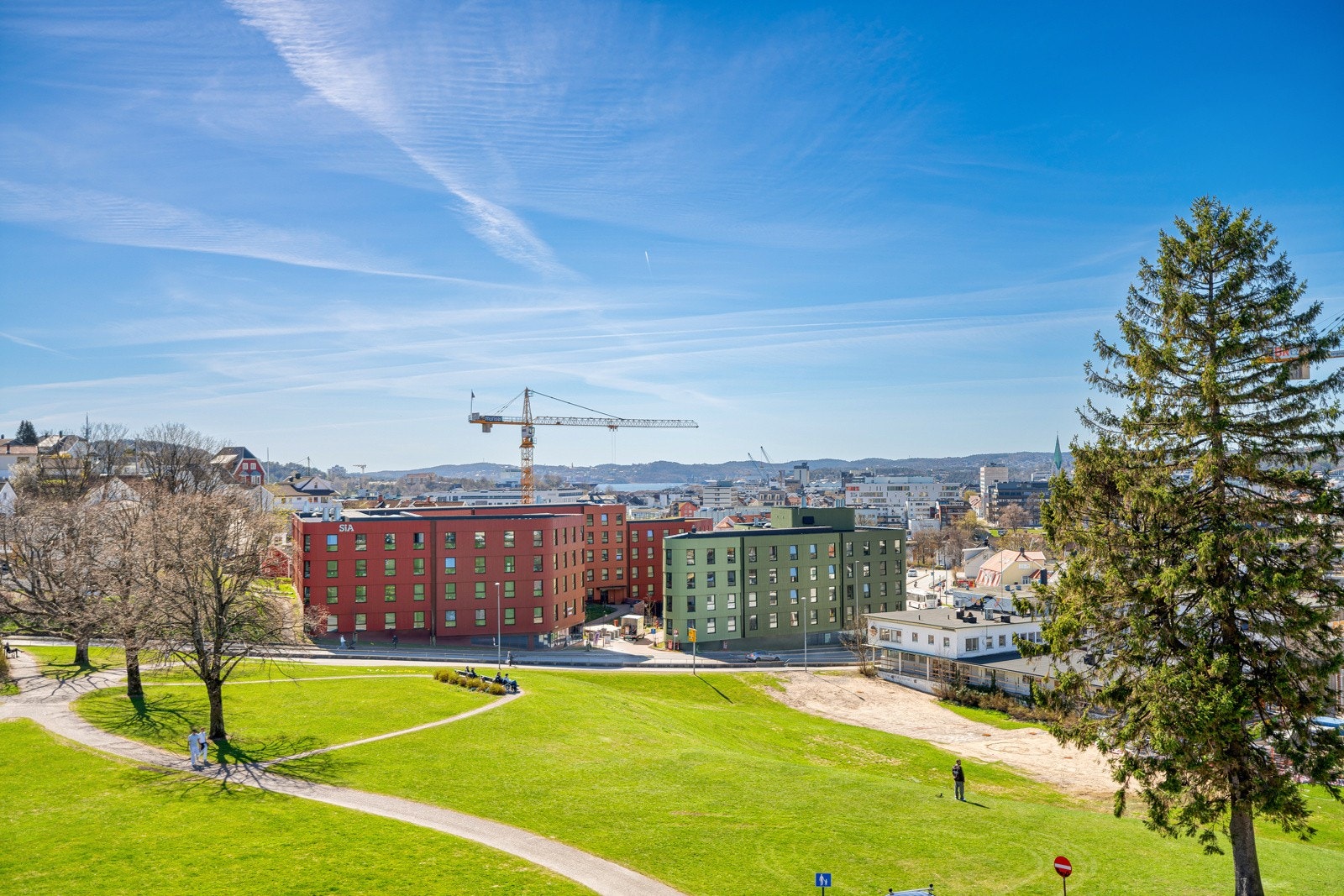 Utsikt over bl.a. parkarealet i Vabua, Rundingen og Kvadraturen. Galleribilde
