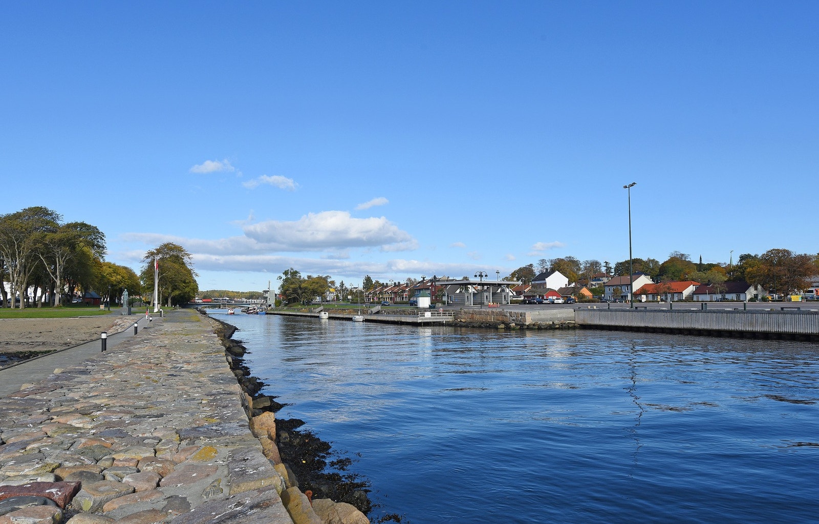 Kanalen. Galleribilde