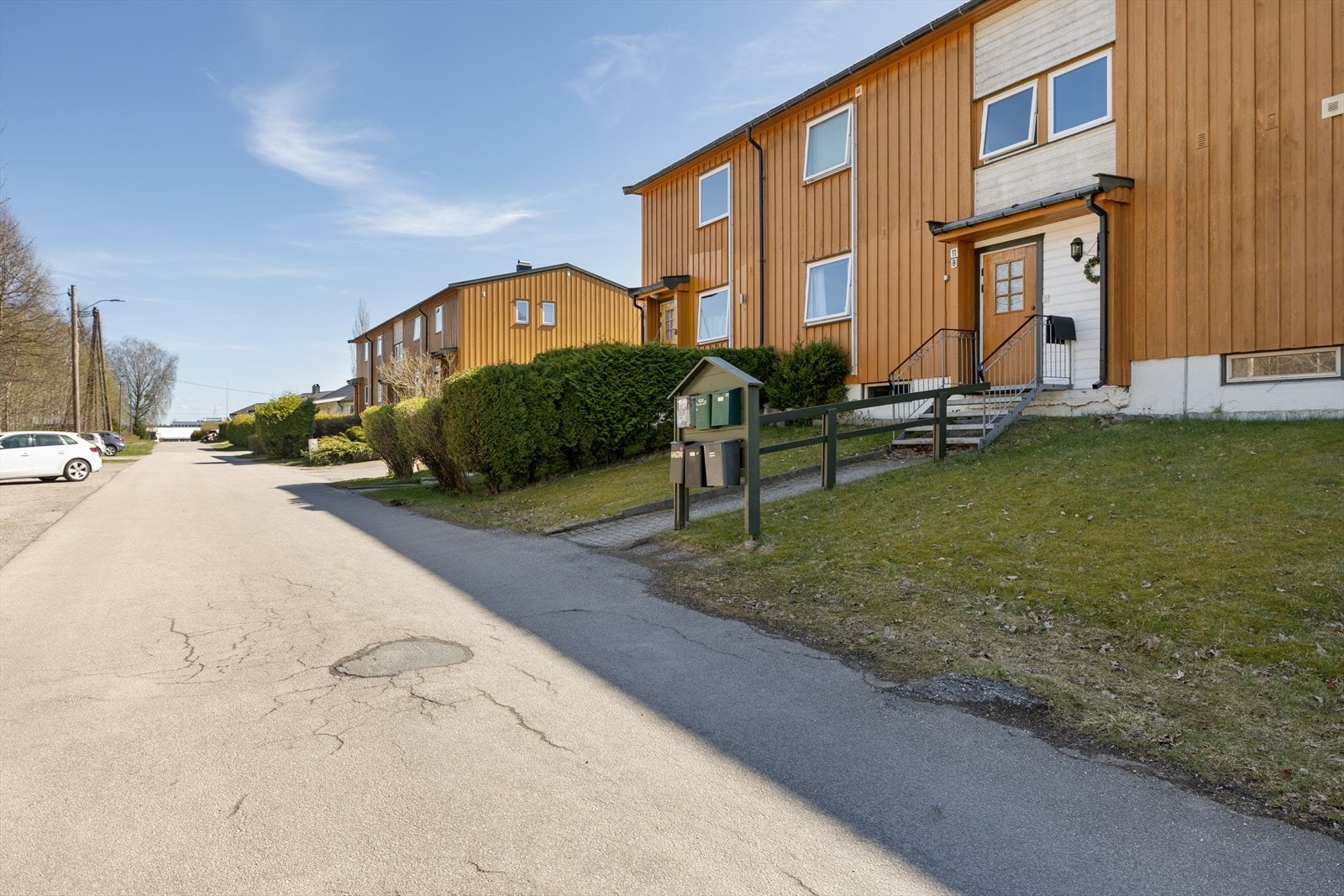 Elgveien 11 har en sentral beliggenhet i Råde, det er kort vei til alt man trenger i hverdagen. Galleribilde