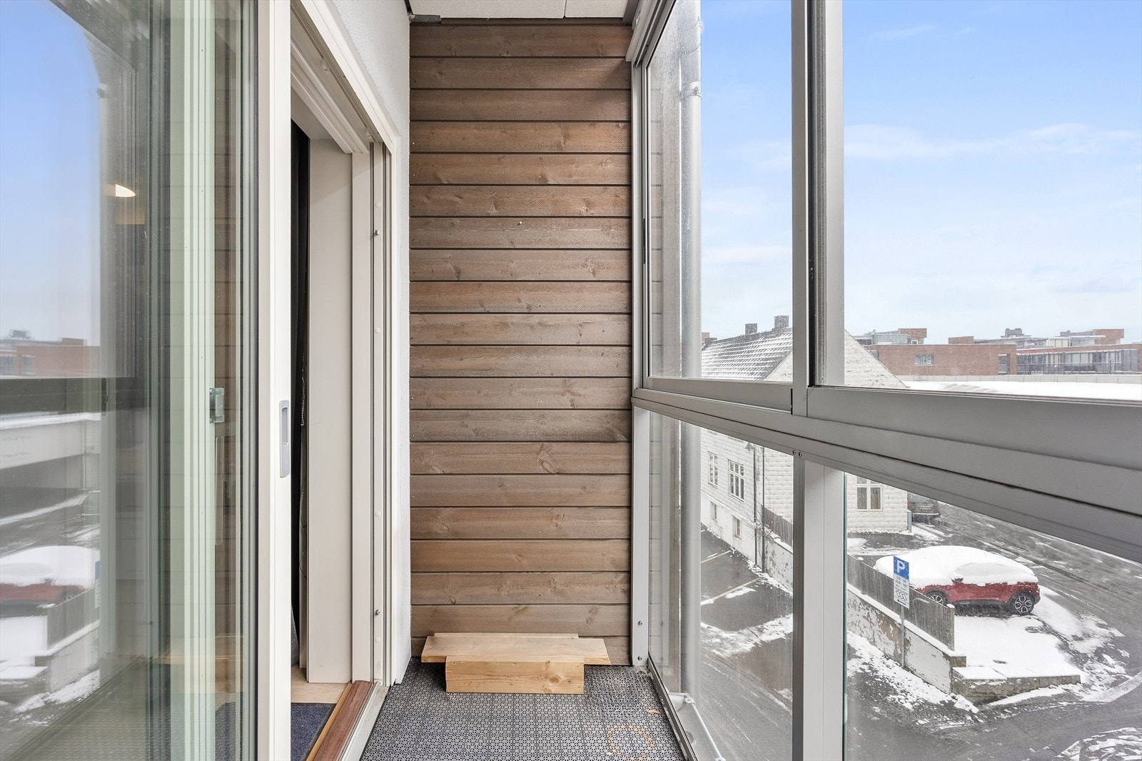 Innglasset balkong utvider boarealet. Galleribilde