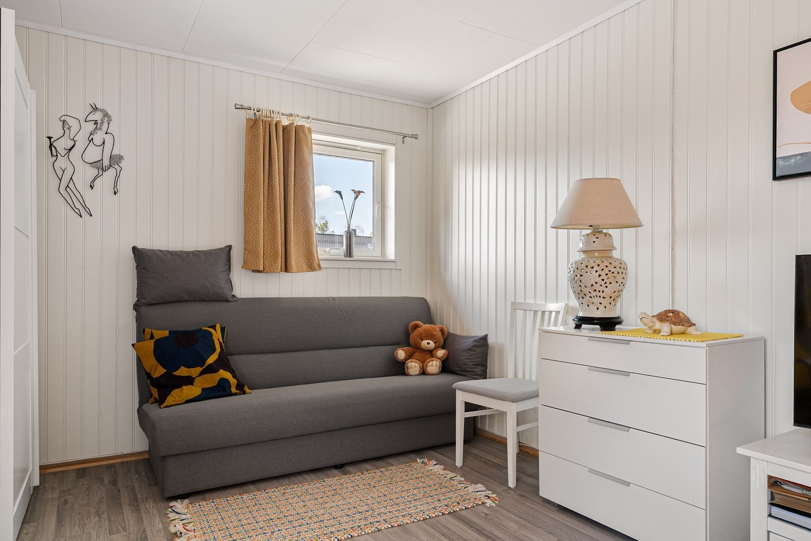 Det er særdeles god plass her og byr på flere bruksmuligheter. Galleribilde