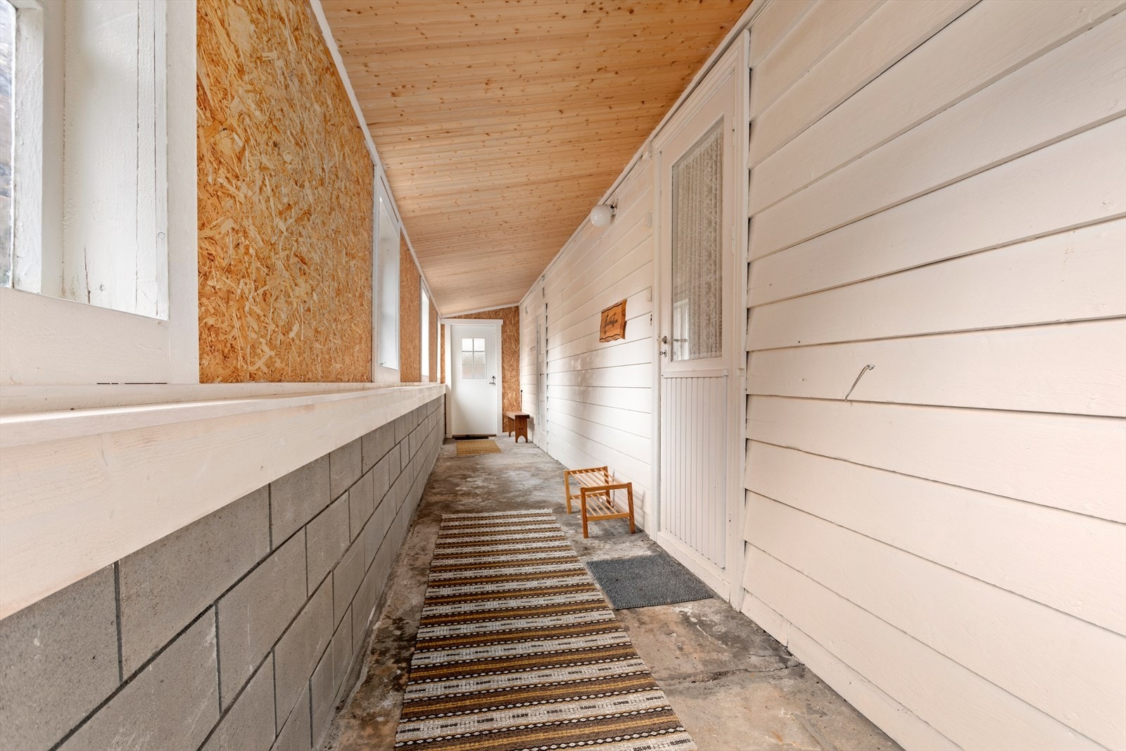Einebustaden har tilkomst via svalgang. Galleribilde
