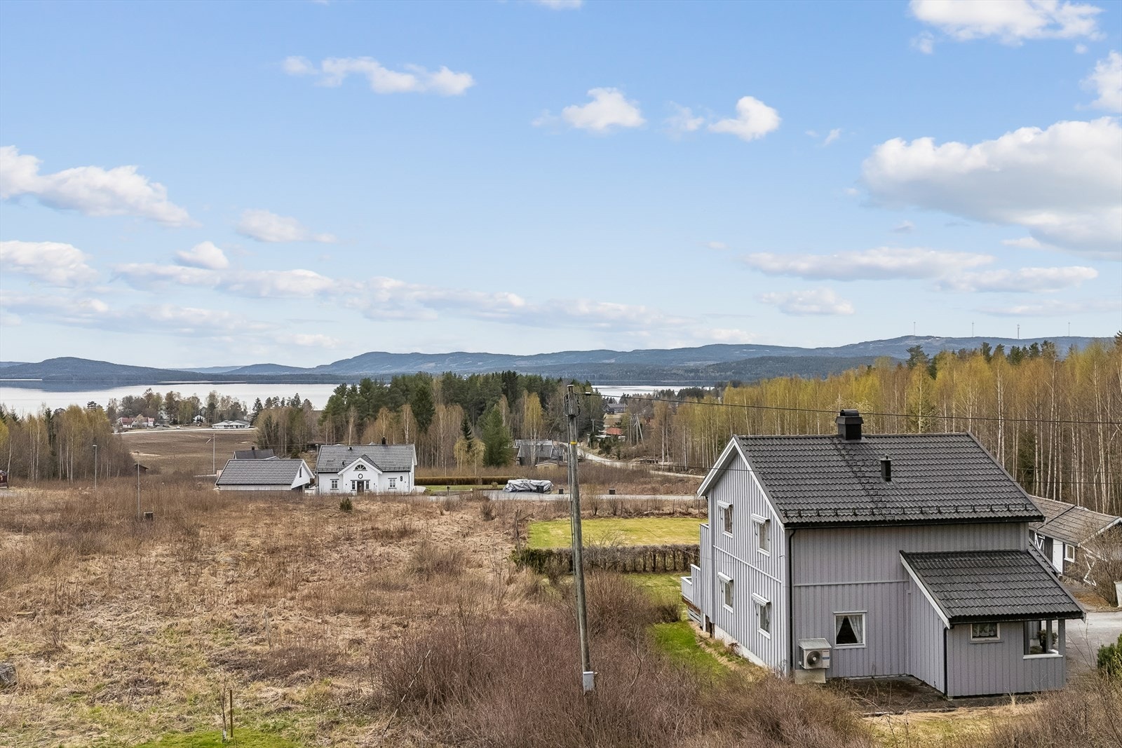 Eiendommen har nærhet til Storsjøen! Galleribilde