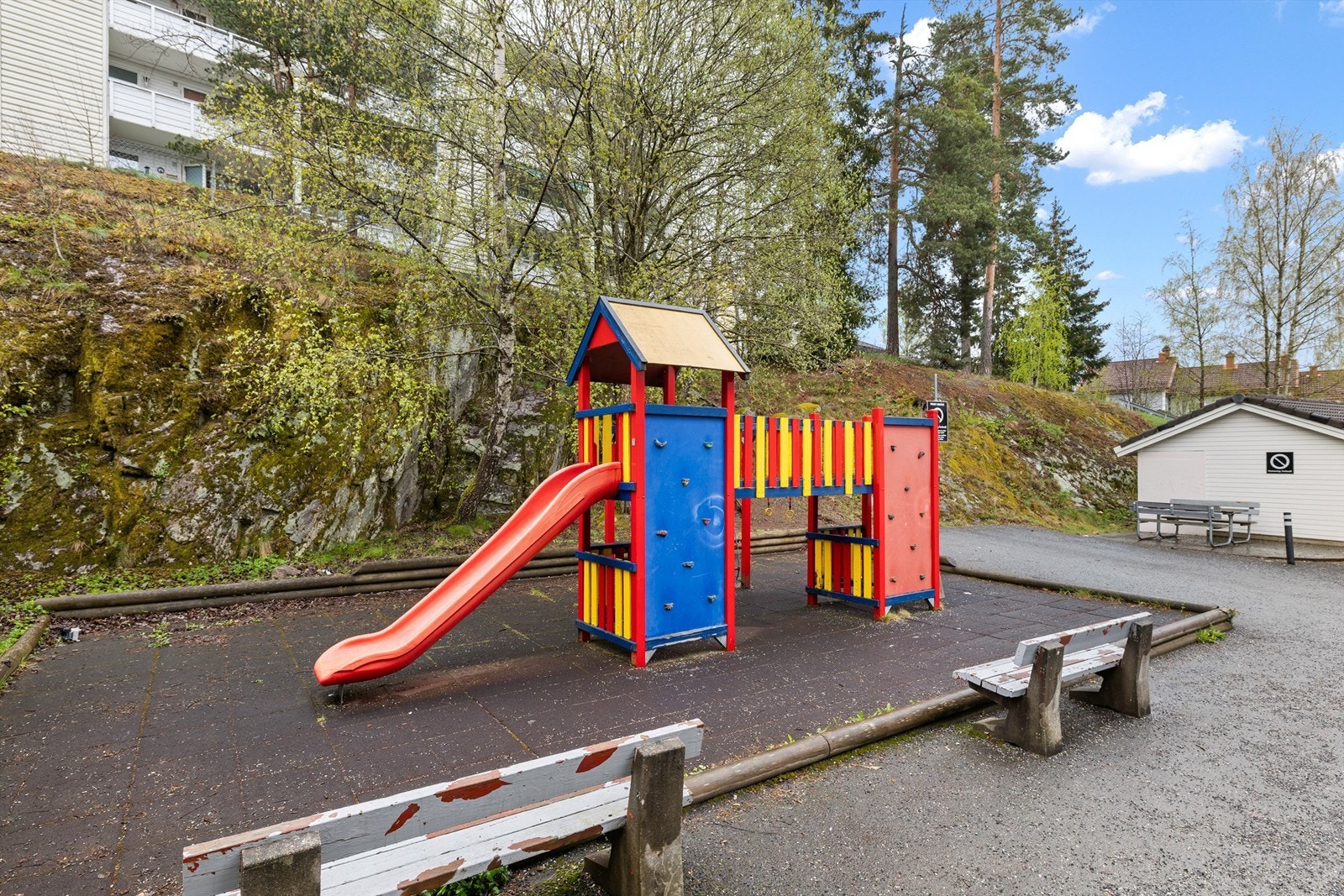Lekeplass på fellesområdet Galleribilde