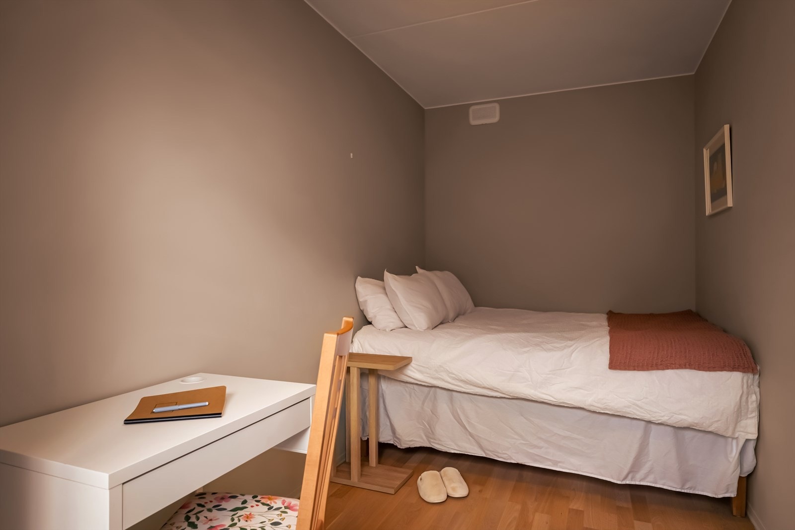 Soverom ll egner seg godt som barnerom eller gjesterom. Galleribilde
