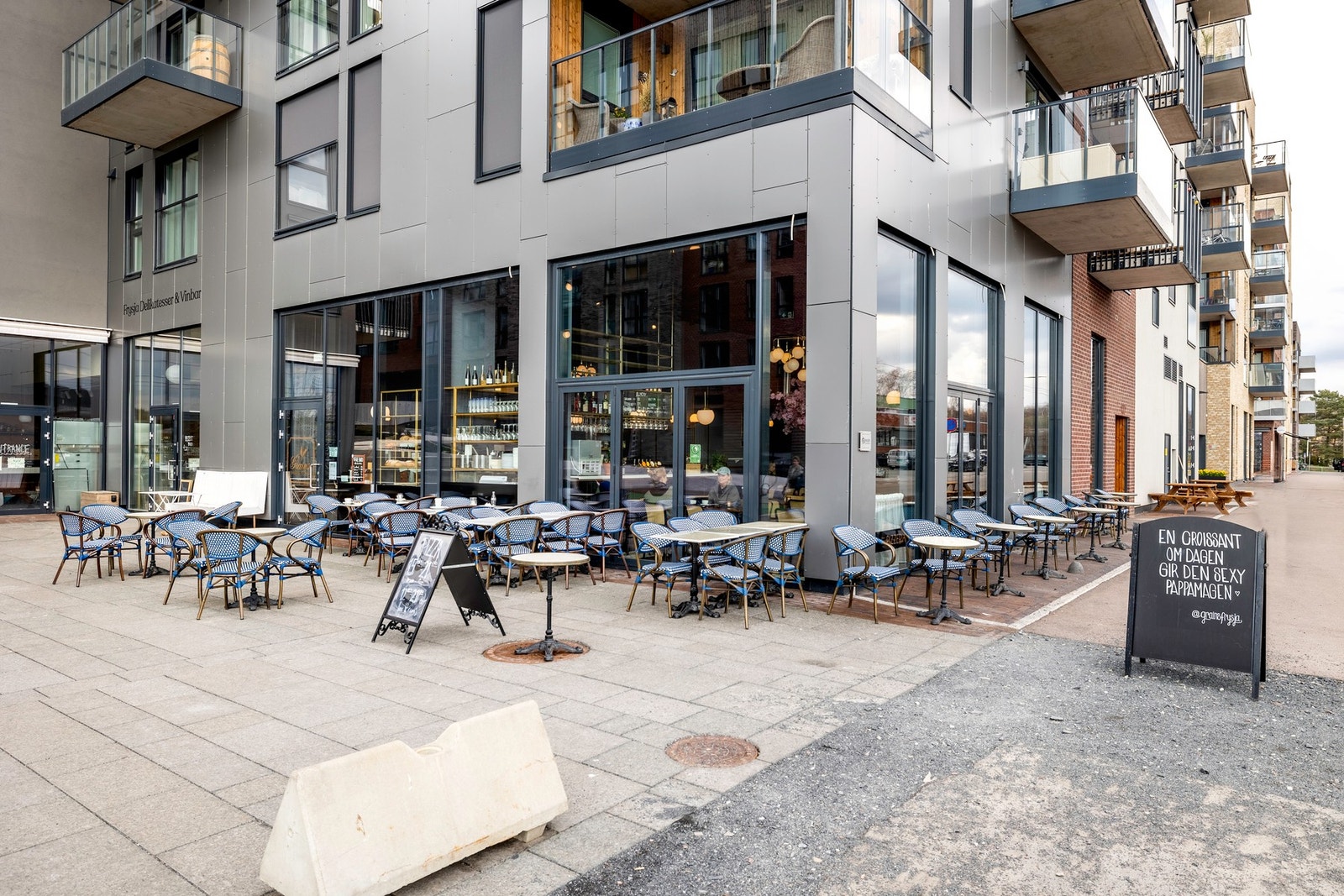 Grains - Fransk håndverksbakeri, konditori & brasseri og pizza ligger i Frysjaparken ca. 800 m fra boligen. Galleribilde