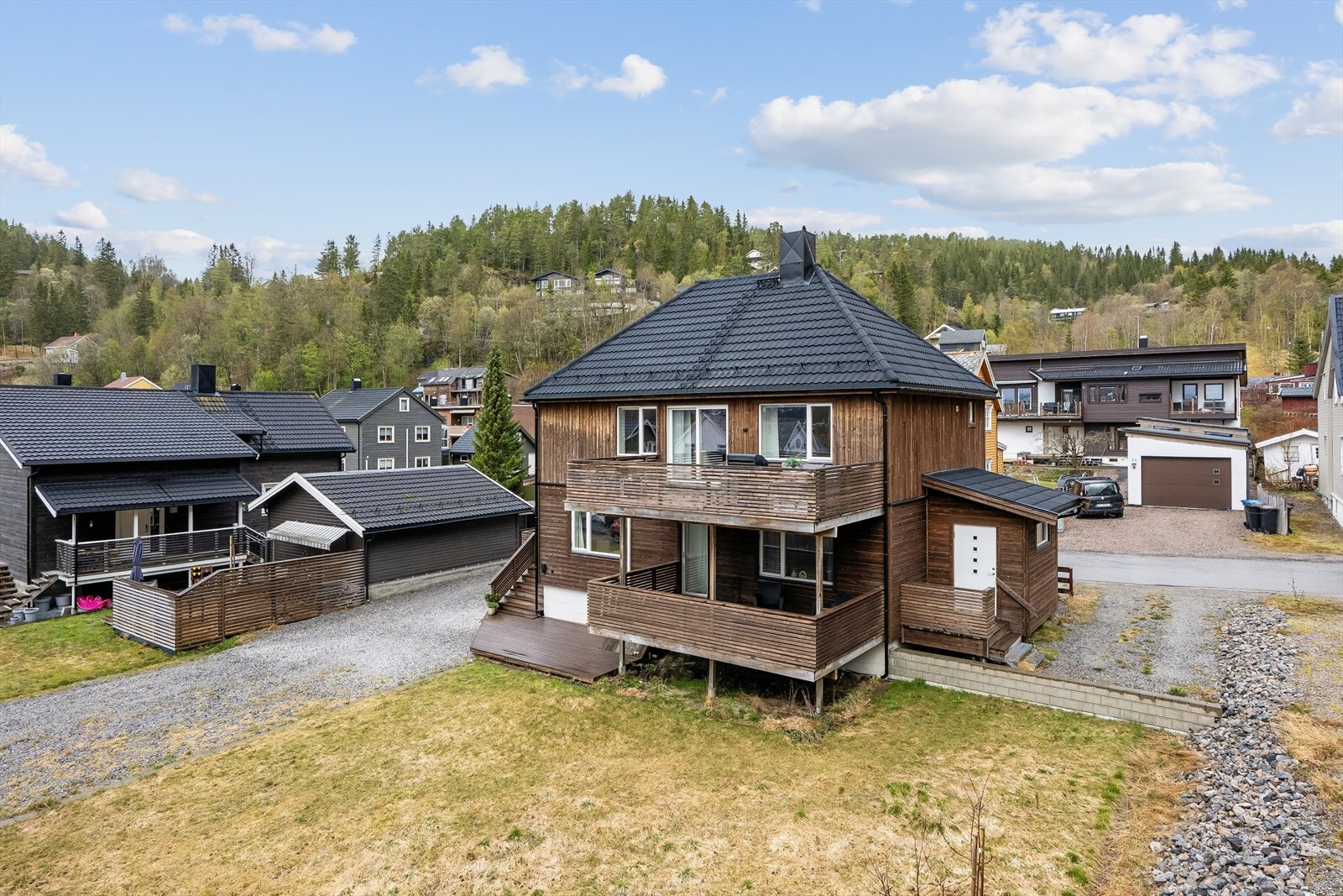 Innholdsrik enebolig. Omfattende renovert 2015/16. Galleribilde