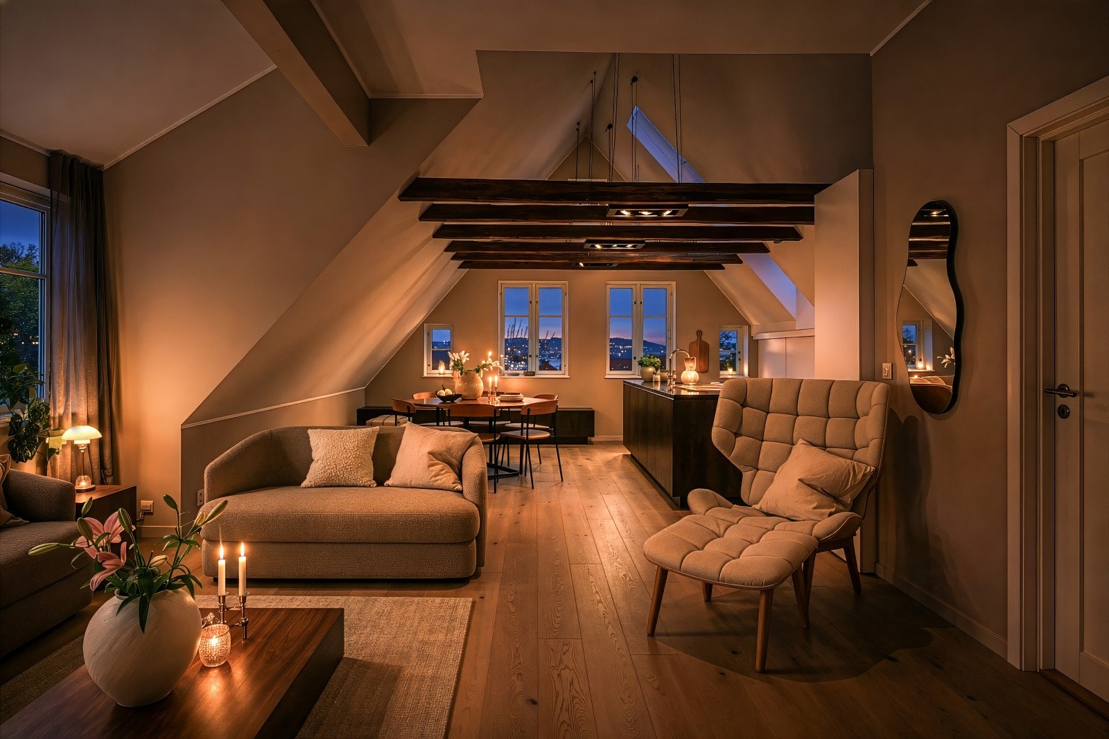 Her kan det skiltes med høy standard, privat terrasse og sjøutsikt. Galleribilde