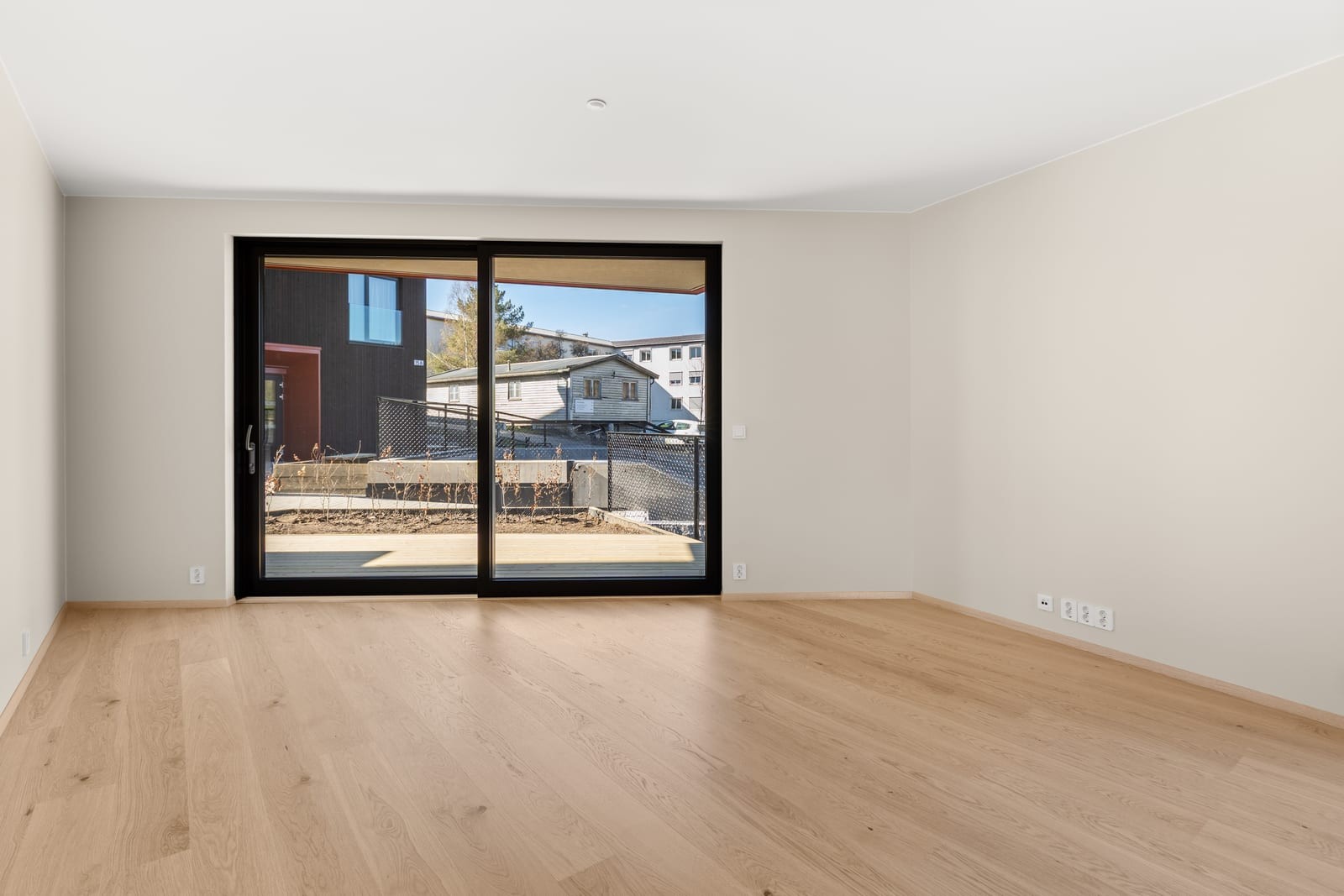 Dør til egen markterrasse Galleribilde