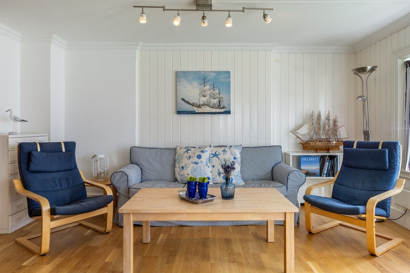 Stue med plass til sofagruppe Galleribilde
