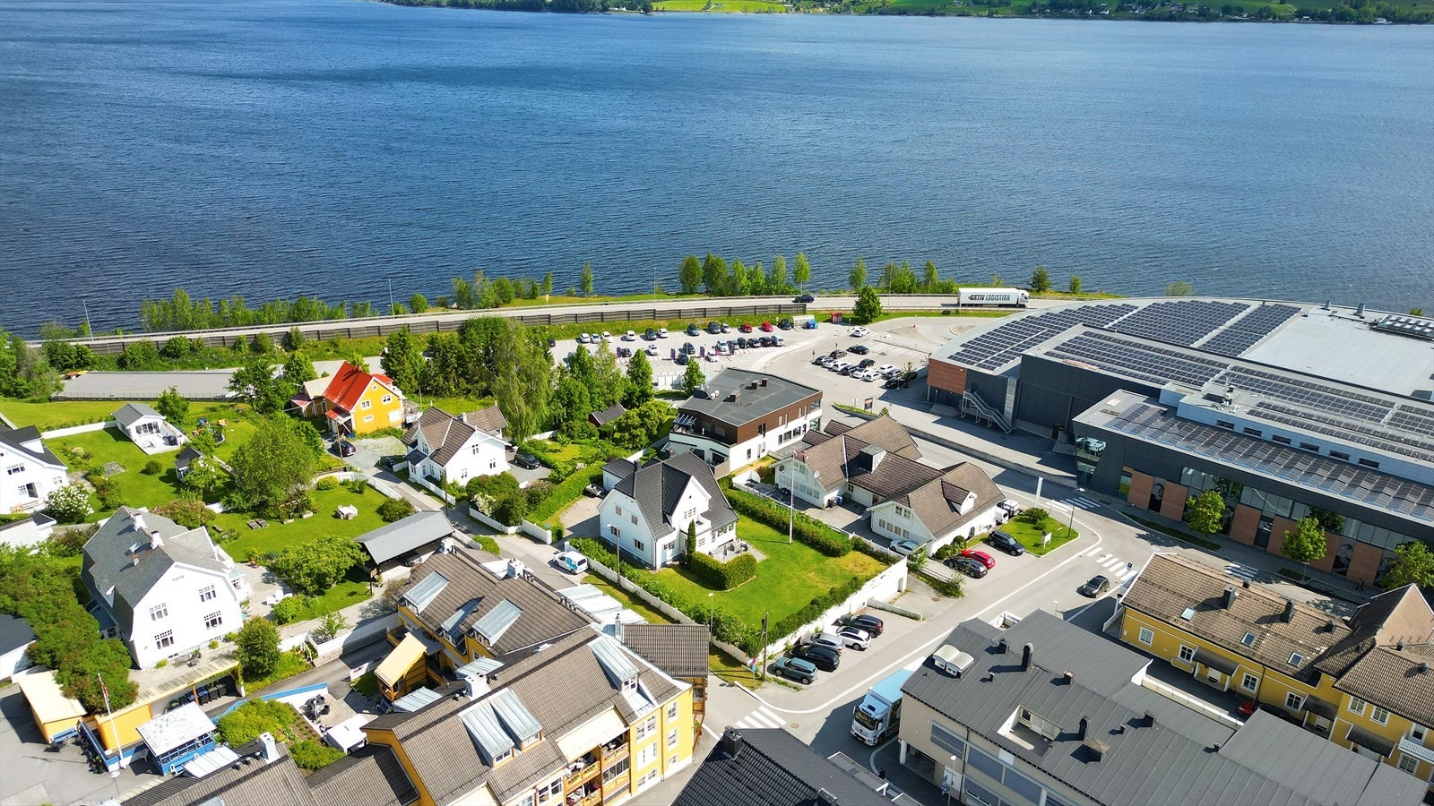 Tett på alle Gjøviks fasiliteter. Galleribilde