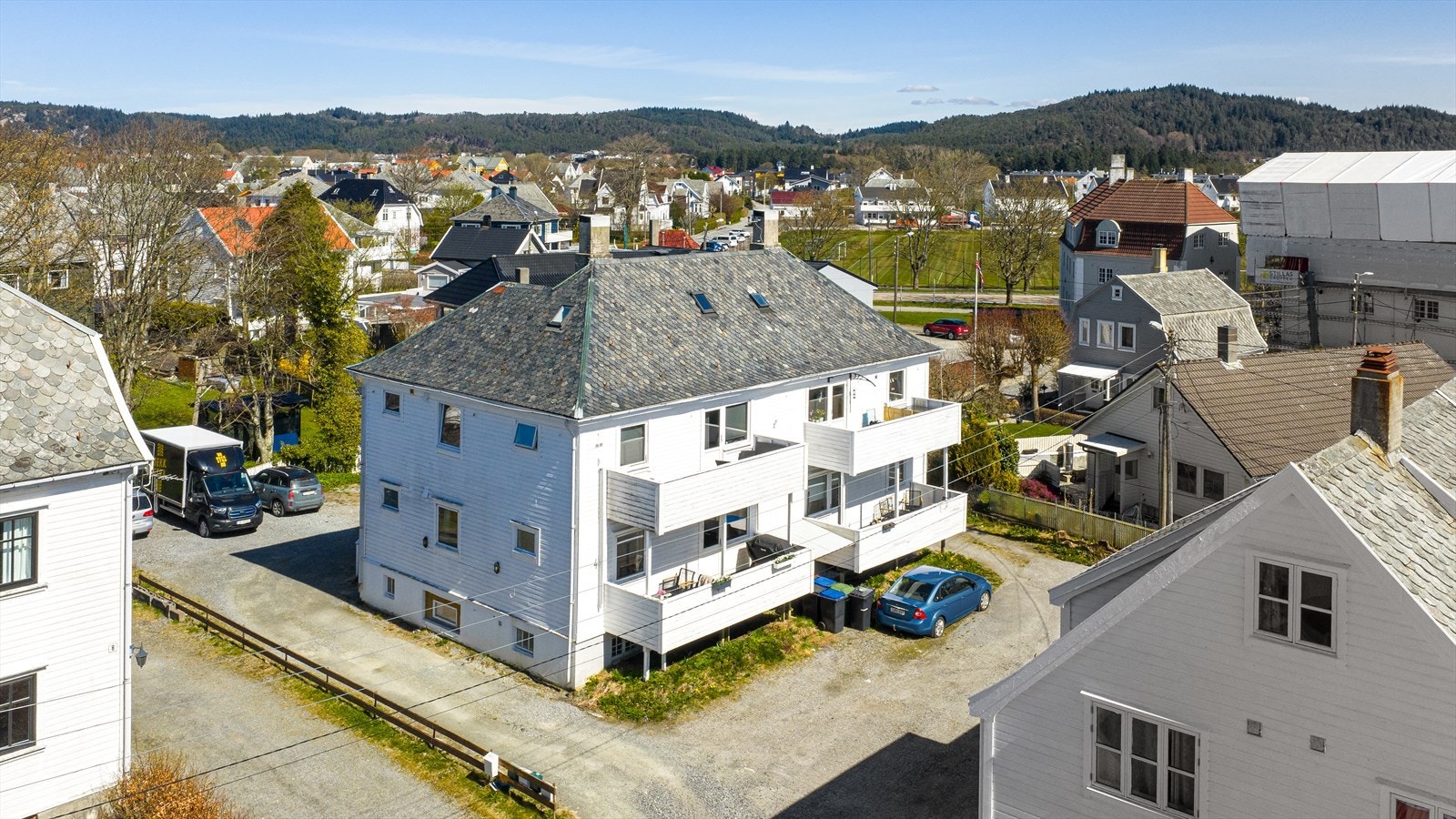 Sentral beliggenhet på Hauge med gangavstand til sentrum Galleribilde