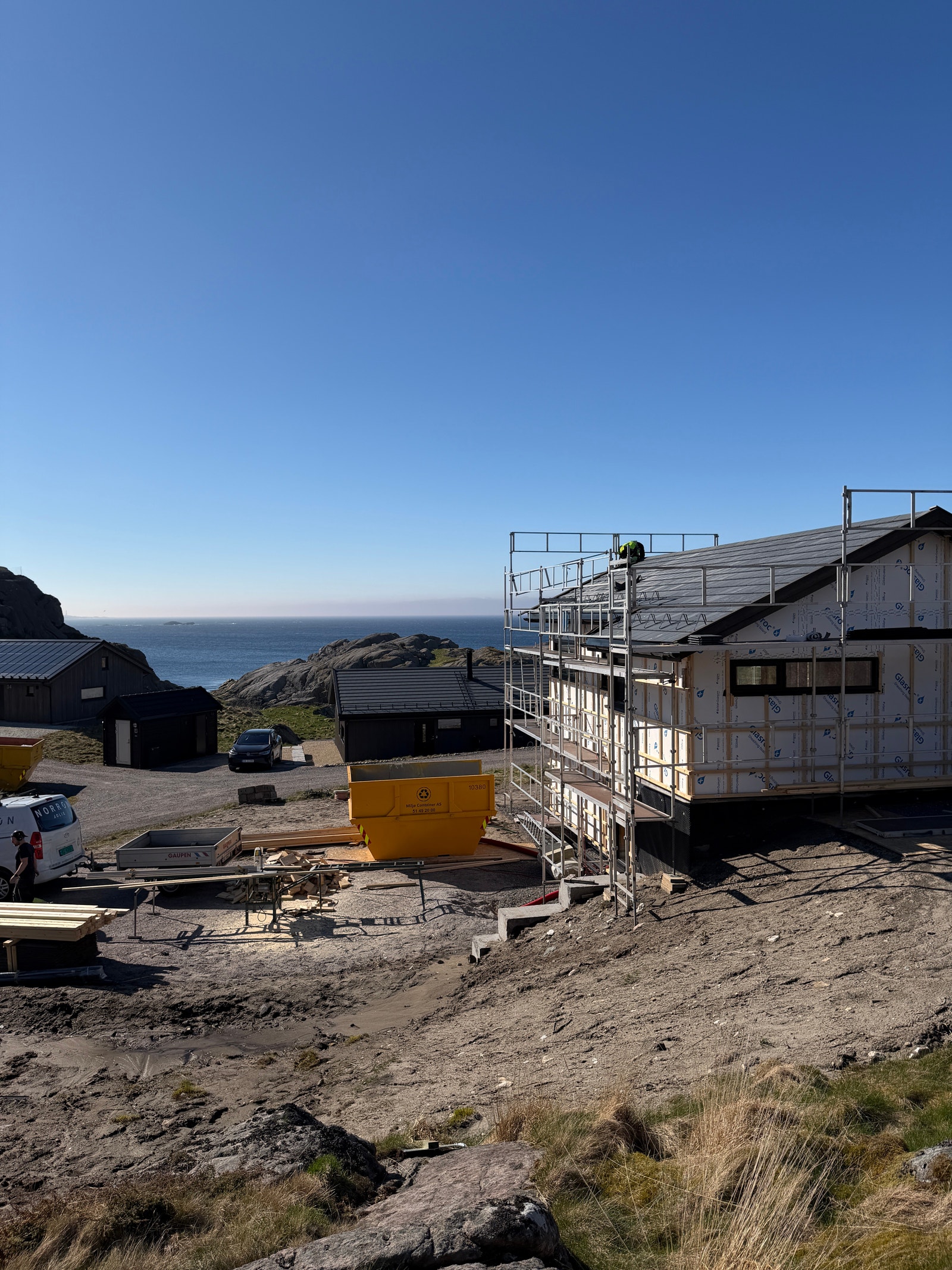 Hytta er under oppføring Galleribilde