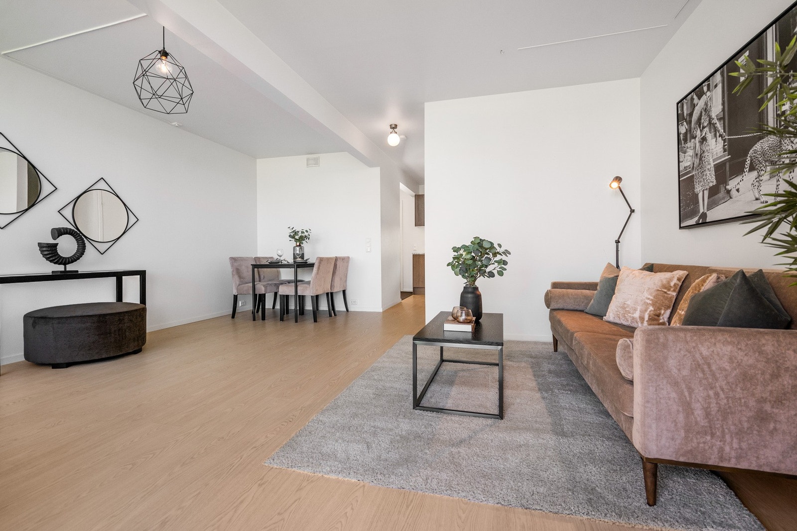 Det er plass til spisestue. Galleribilde