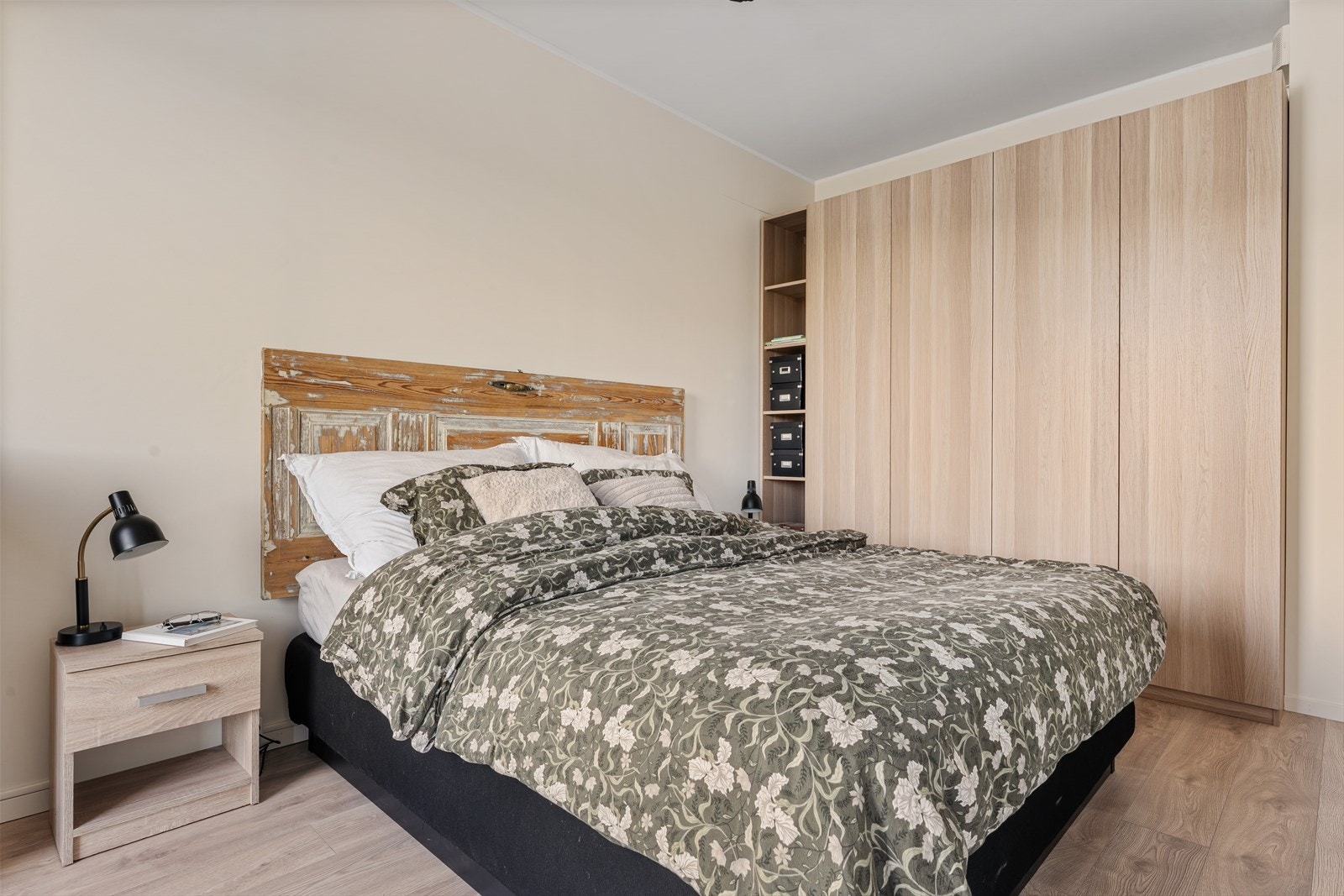 Hovedsoverom med garderobe Galleribilde