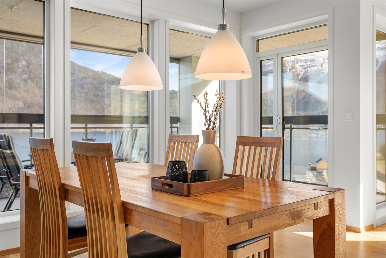Sone i stove - spisesone Galleribilde