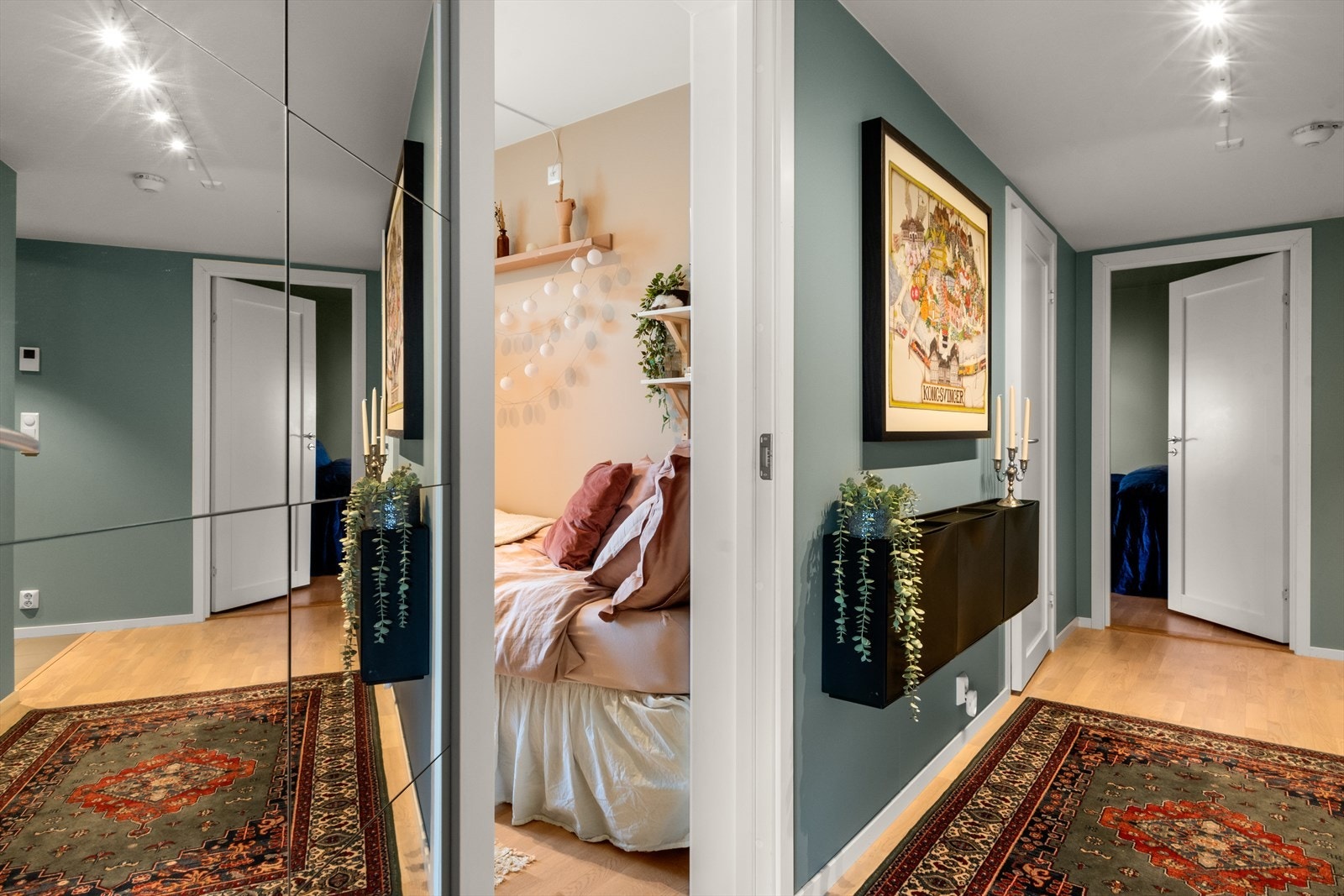 Smart å bruke speil - det gir en enda bedre romfølelse! Her ligger soverommene på rekke og rad. Galleribilde