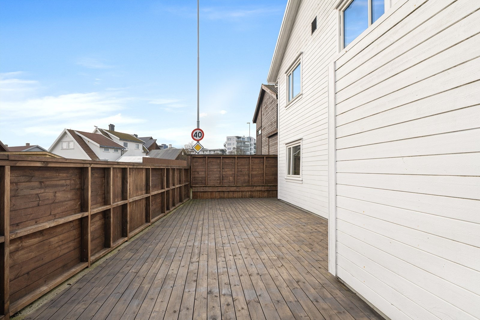 Terrasse mot øst Galleribilde
