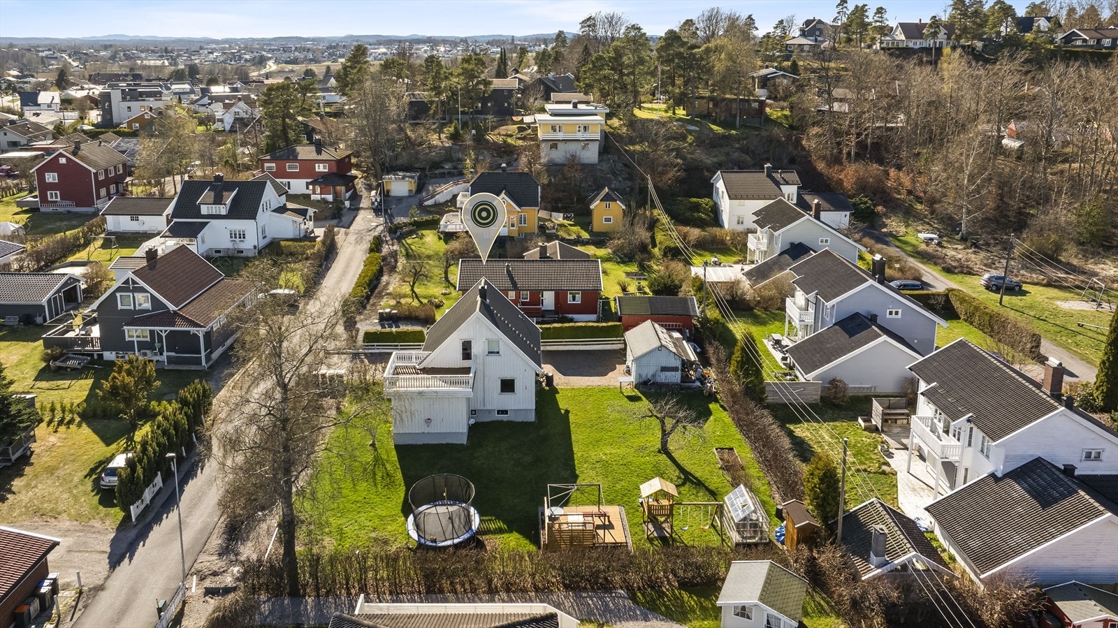 Nordvik v/ Jørgen Nyhus ønsker velkommen til Vetteveien 5! Foto: Fotograf Magic Galleribilde