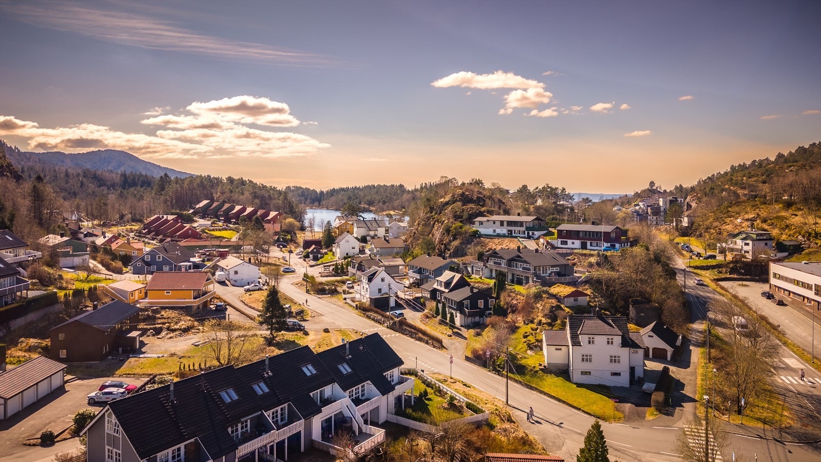 Nærmeste dagligvarebutikk, Rema 1000 Melkeplassen, ligger kun en kort spasertur unna. Galleribilde