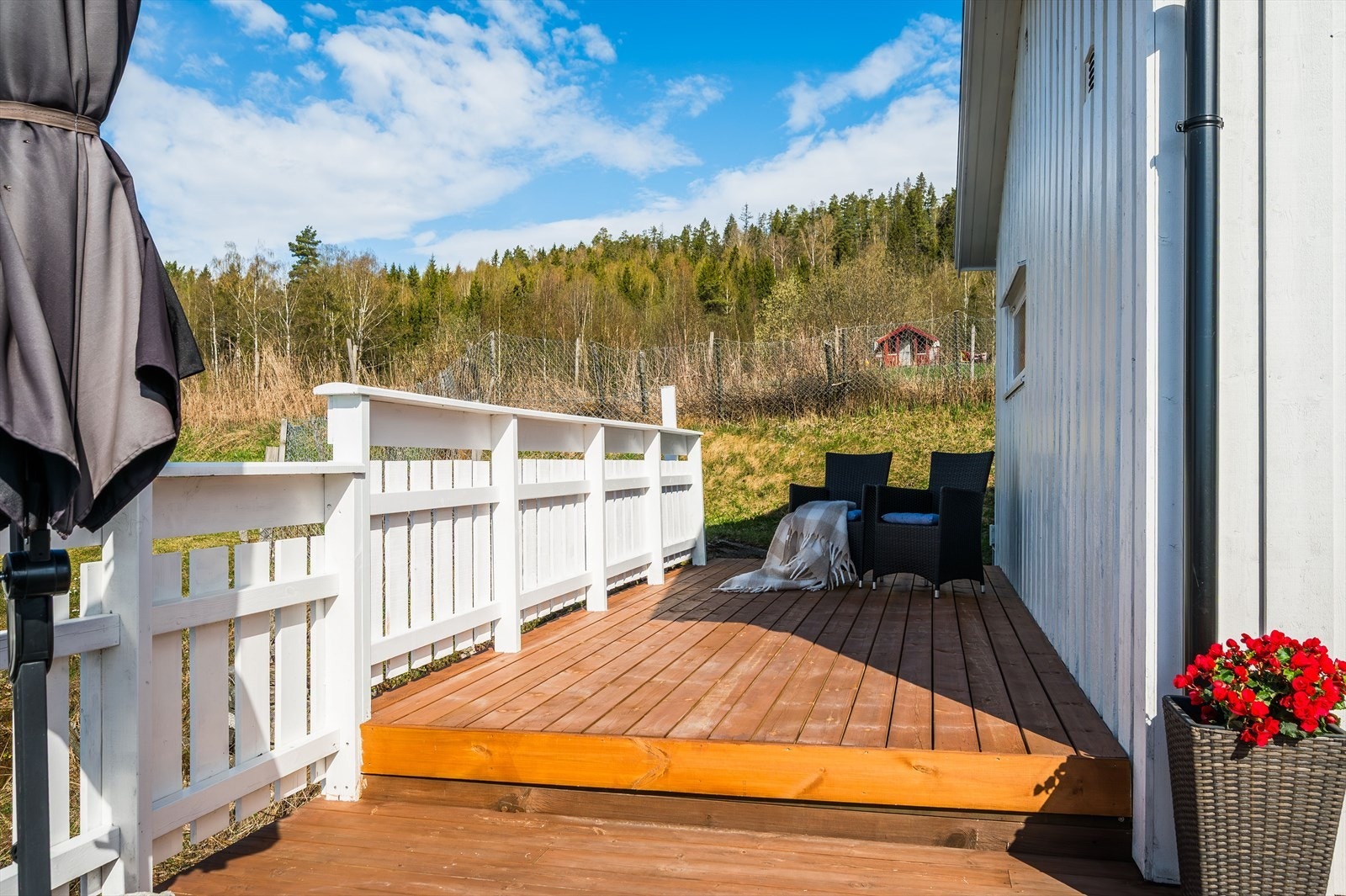 Det ble bygget ny terrasse på vestsiden i 2025. Galleribilde