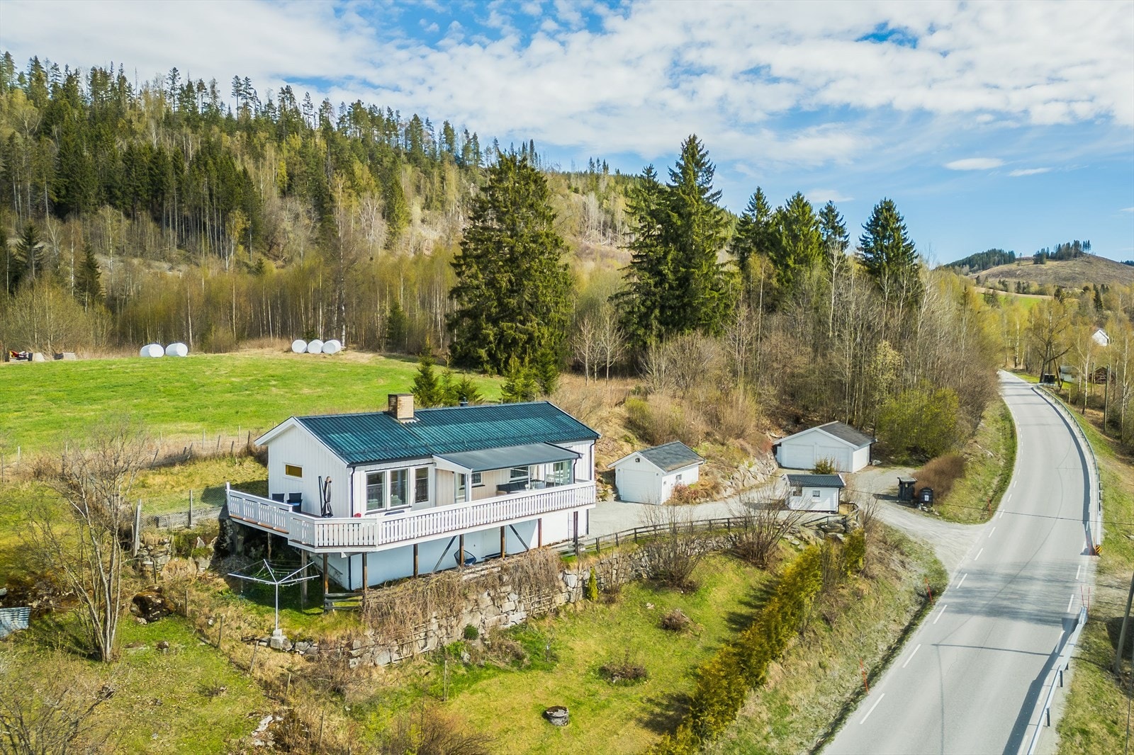 Velkommen til Rudshøgda og Tandeskogvegen 271! Galleribilde