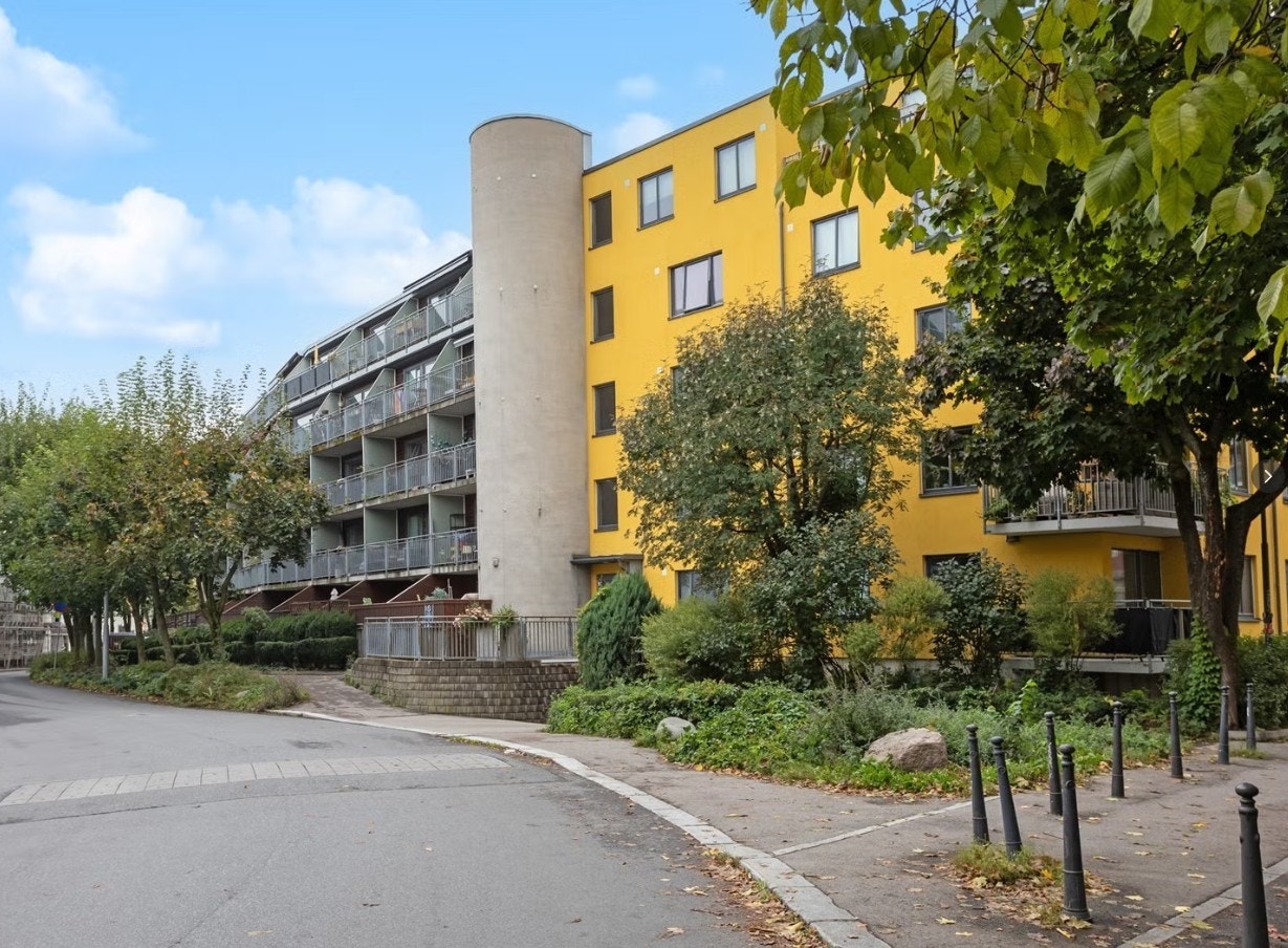 Leiligheten disponerer en bod i kjeller på ca. 5 m². Galleribilde