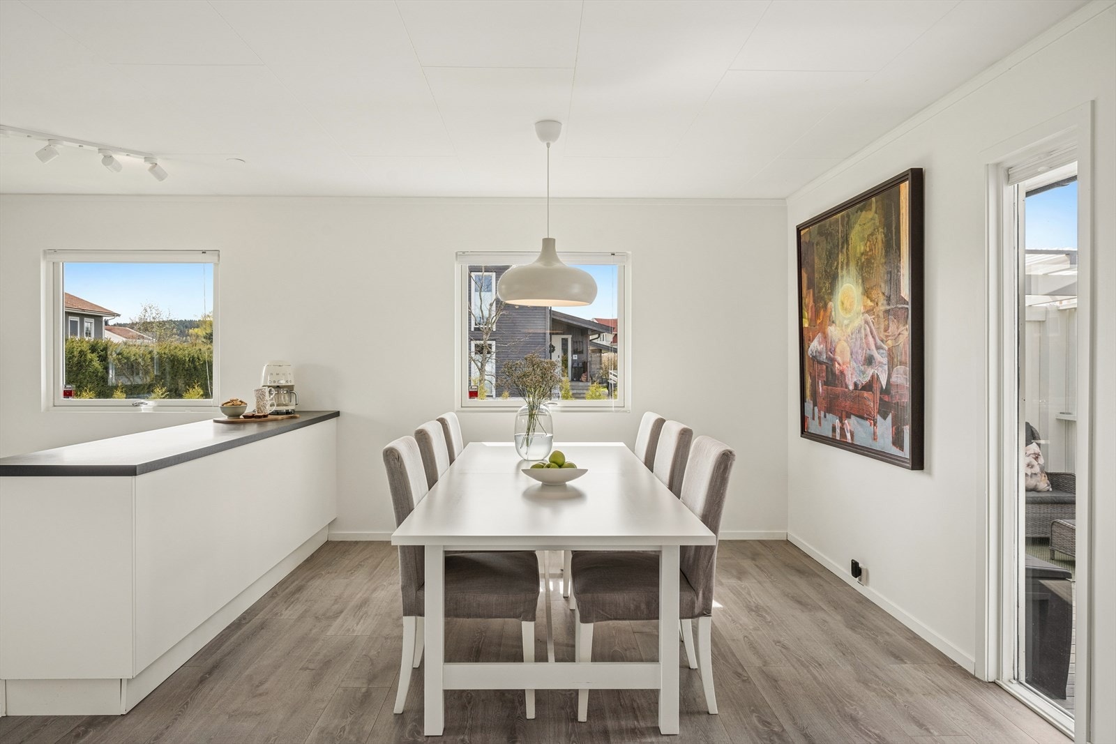 Her kan du invitere familie og venner til hyggelige sammenkomster! Galleribilde