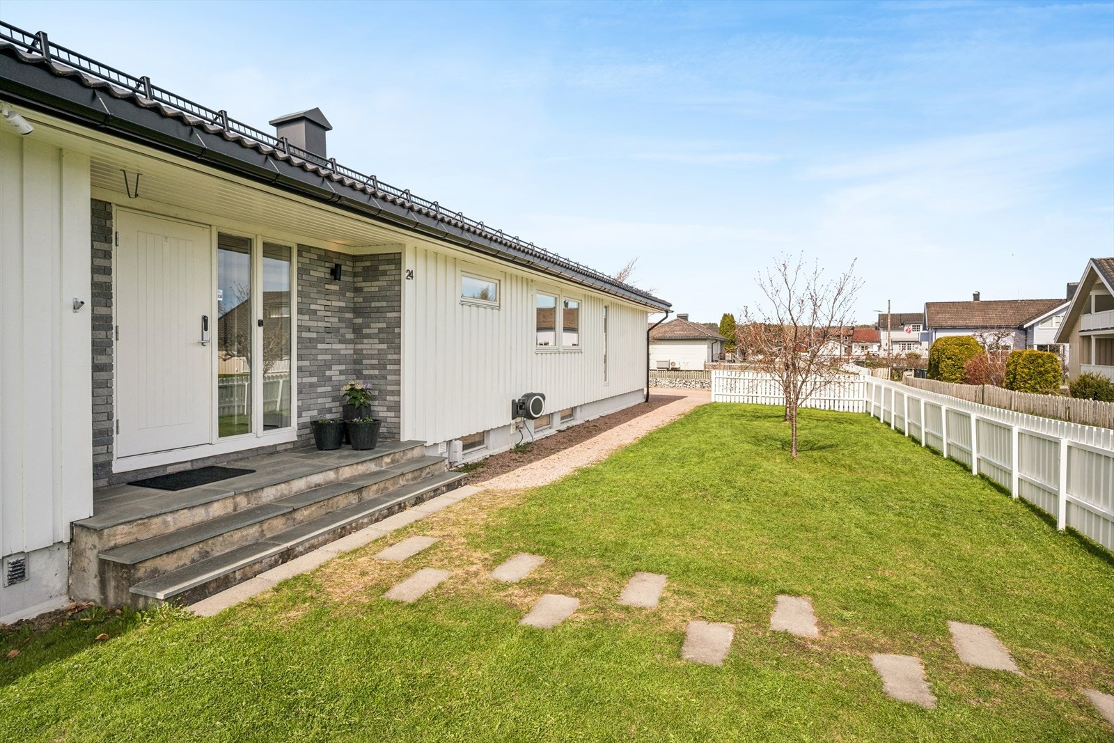 Pent opparbeidet inngangsparti. Galleribilde