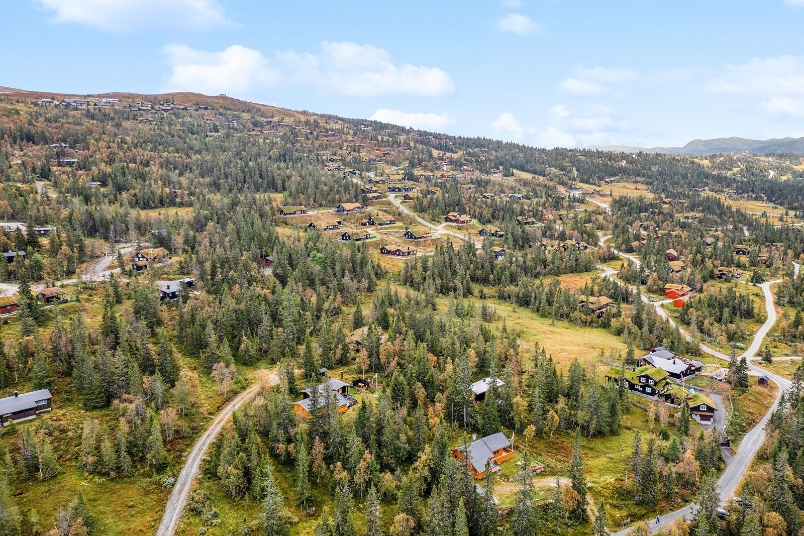 Området byr på et bredt spekter av turmuligheter med merkede stier i variert terreng. Galleribilde